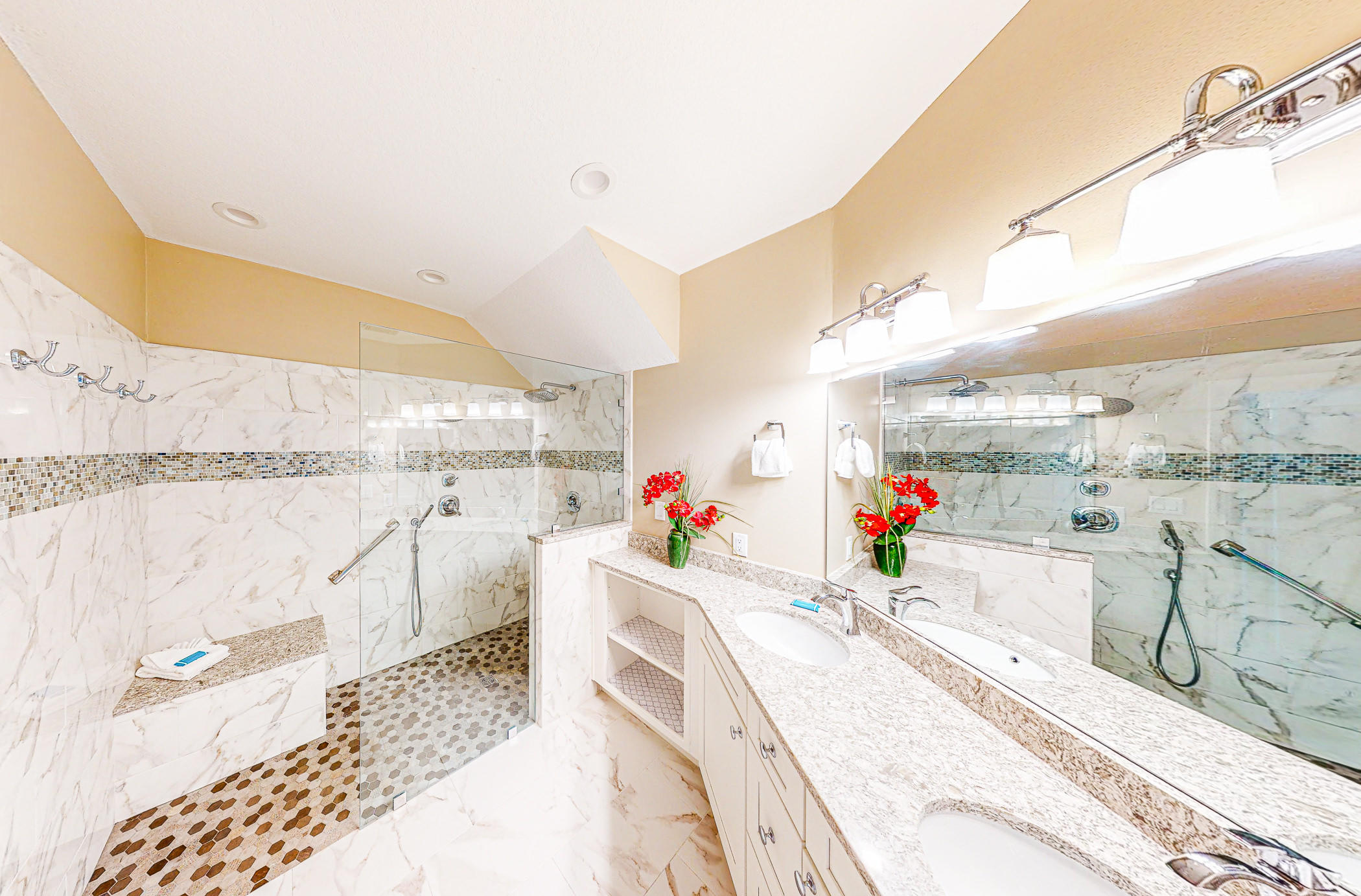 EMERALD DUNES CONDO - Residential