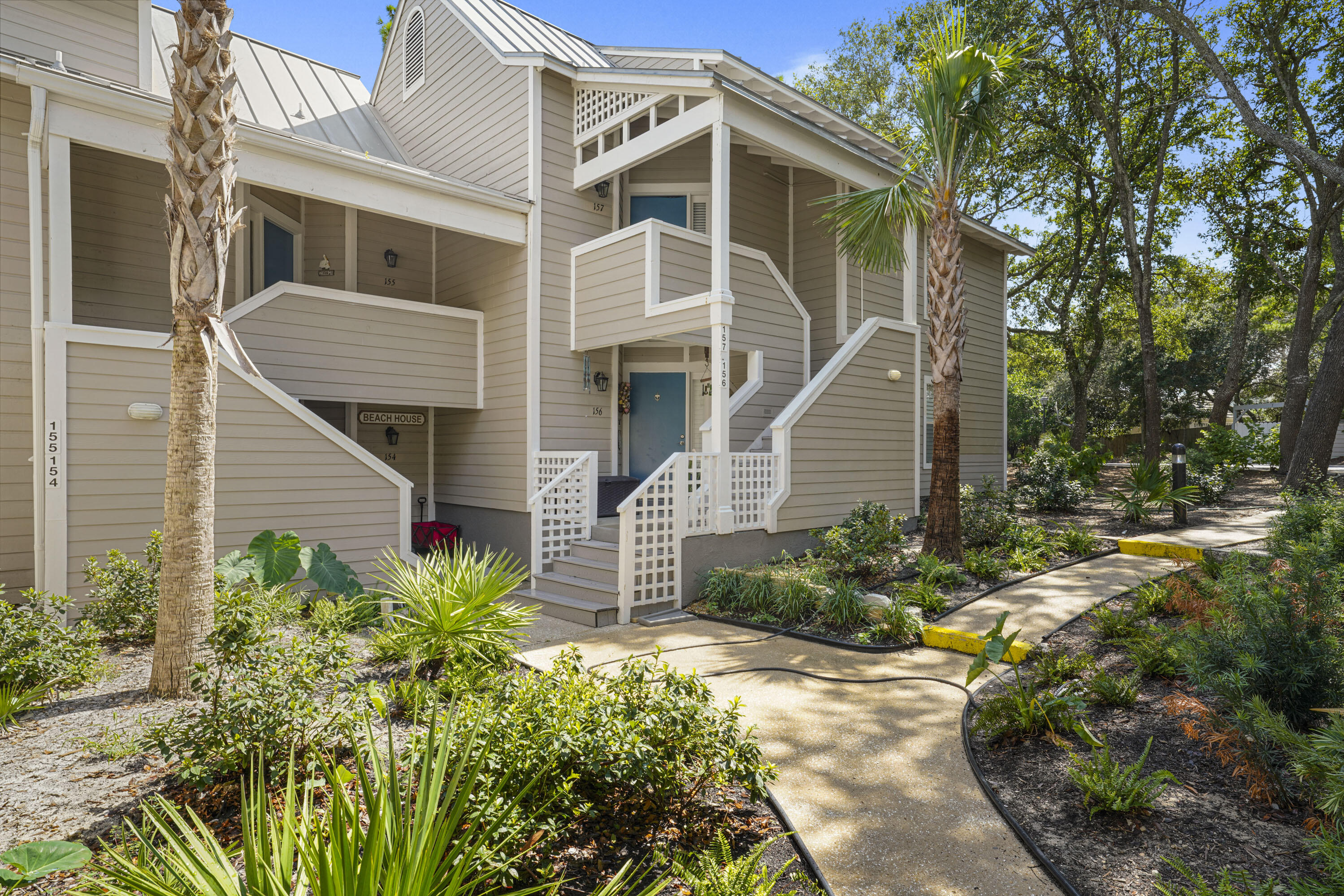 HIDDEN DUNES BEACH COTTAGES 2 - Residential