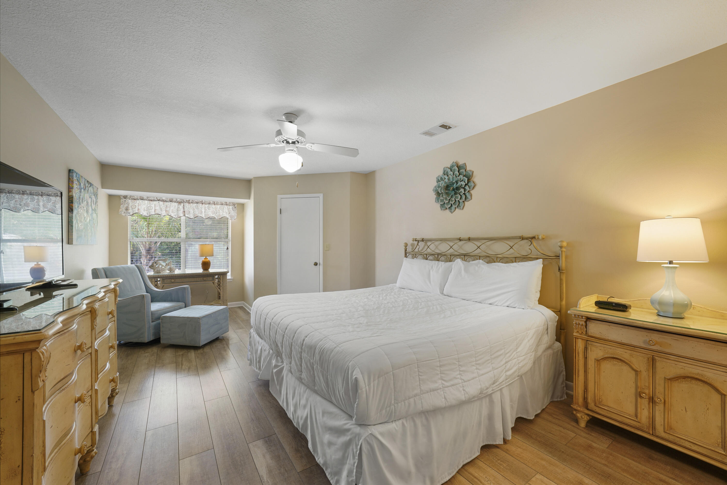 HIDDEN DUNES BEACH COTTAGES 2 - Residential