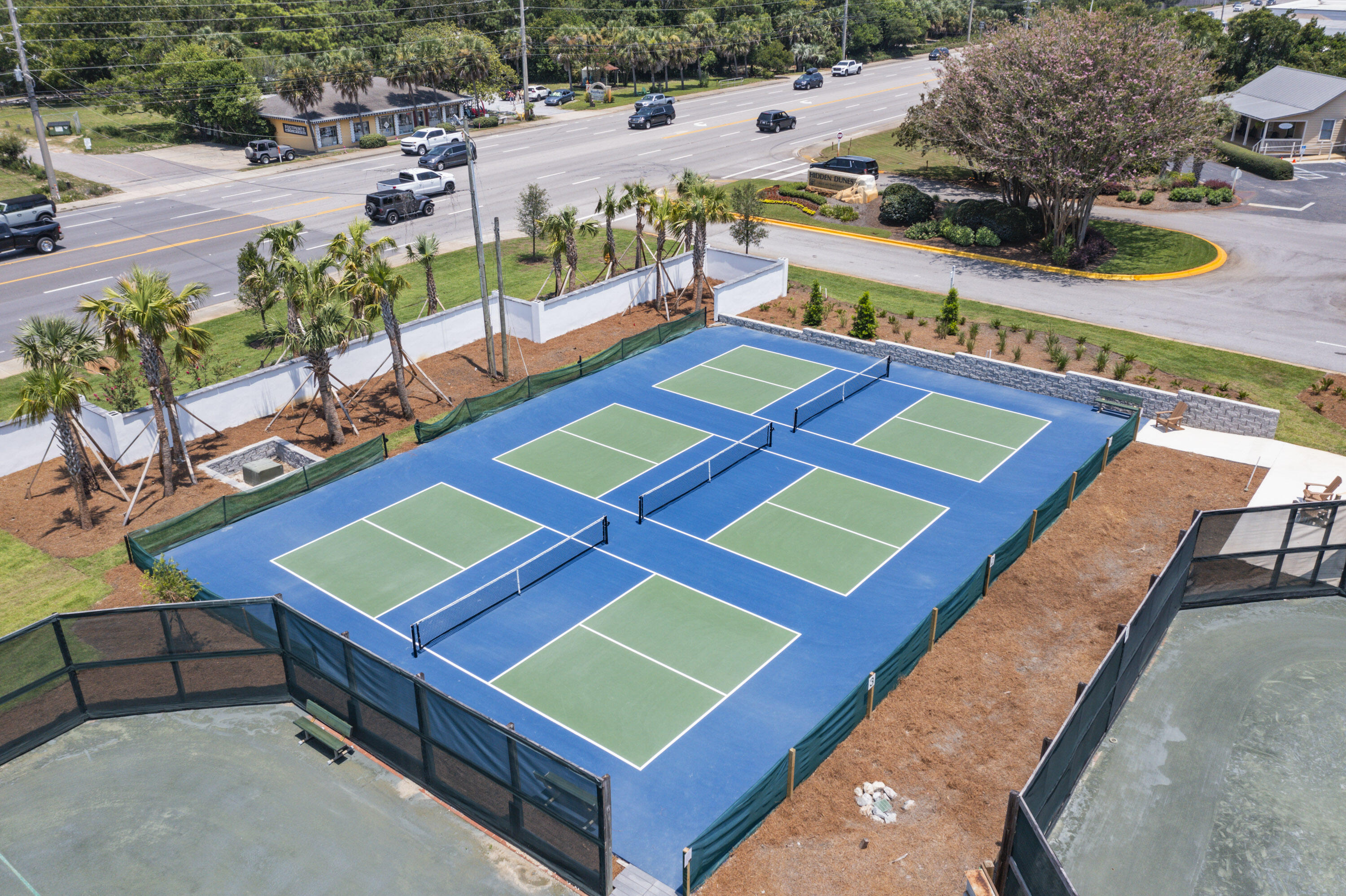 HIDDEN DUNES BEACH COTTAGES 2 - Residential