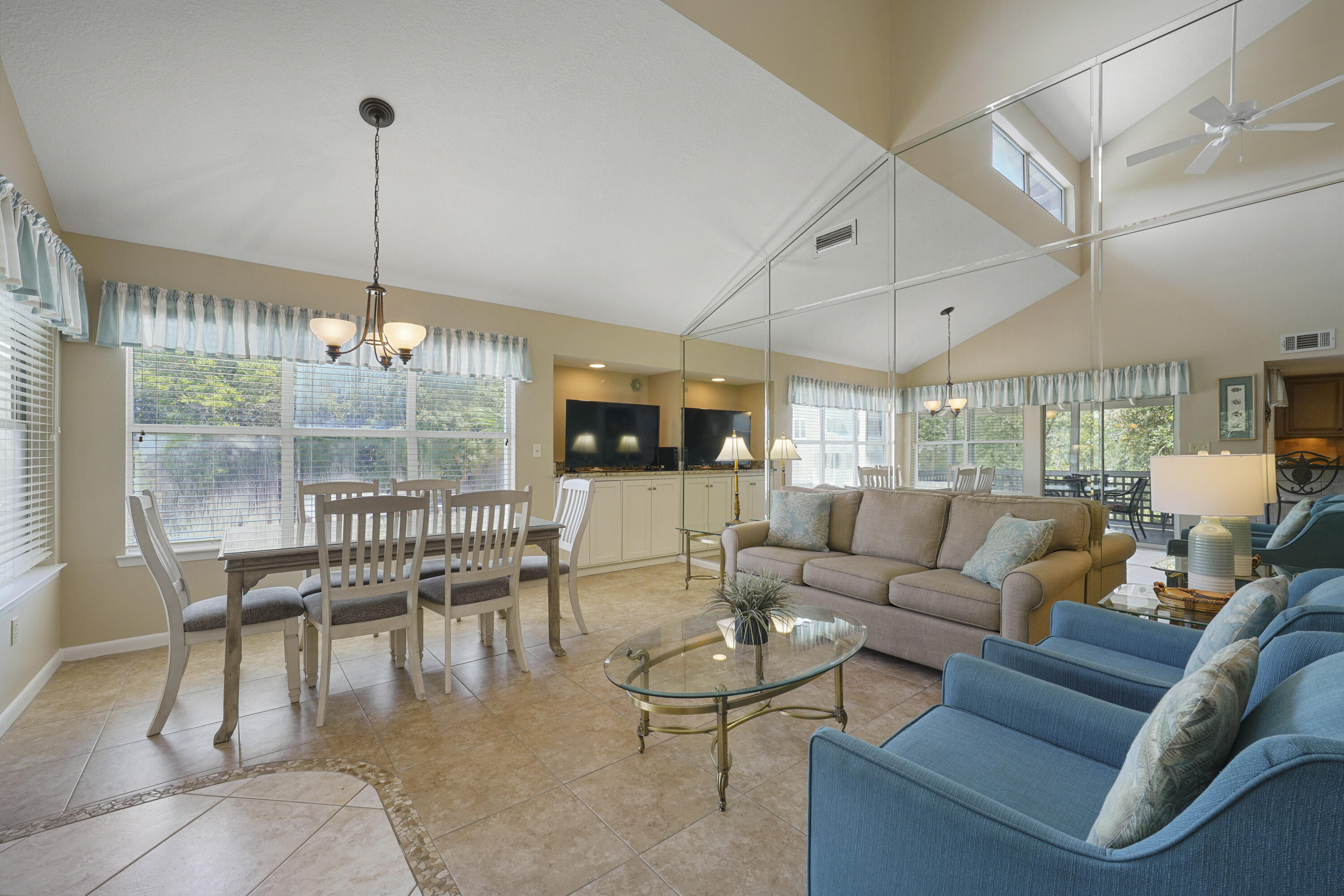 HIDDEN DUNES BEACH COTTAGES 2 - Residential