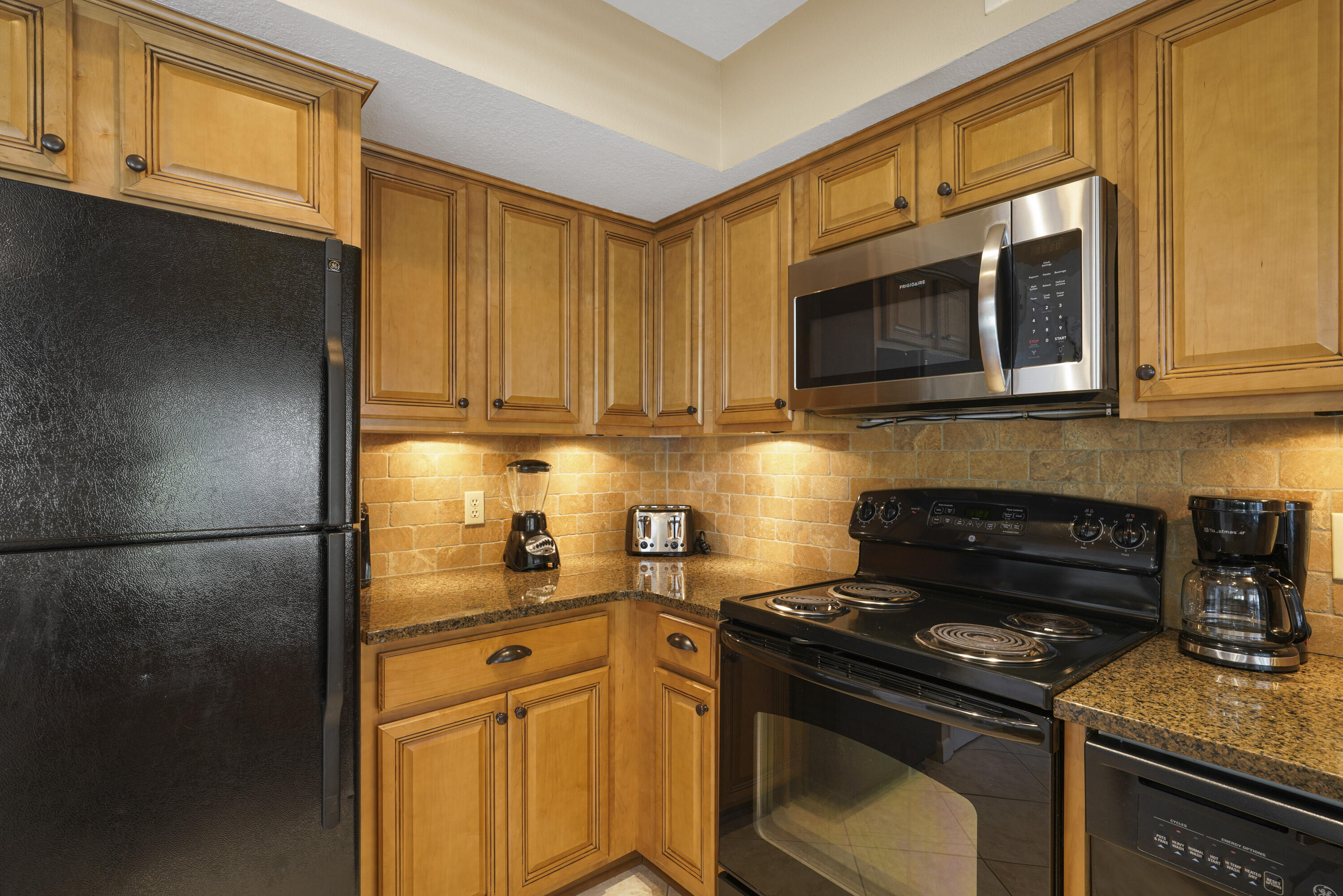 HIDDEN DUNES BEACH COTTAGES 2 - Residential