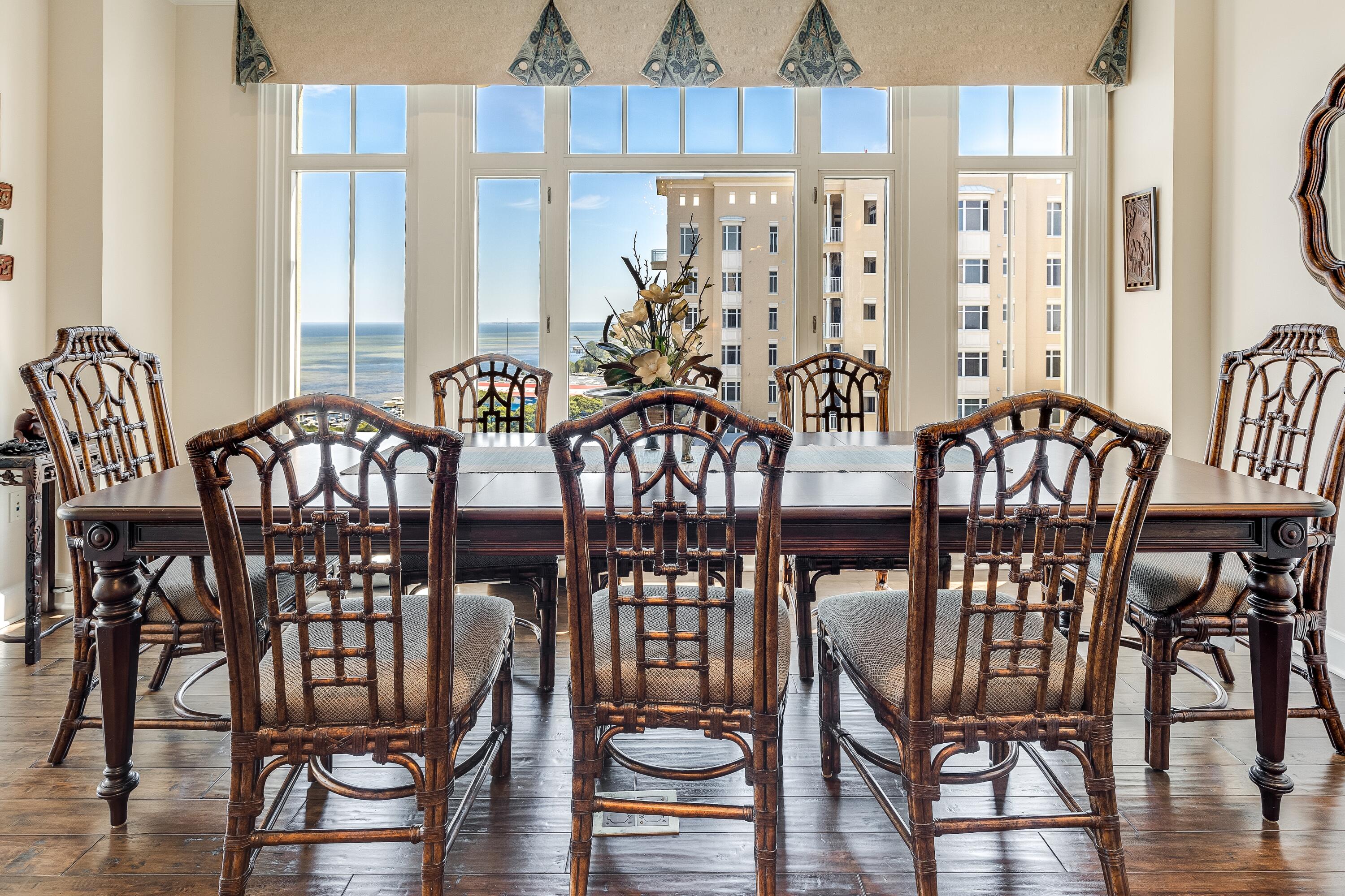 ONE WATER PLACE AT KELLY PLANTATION - Residential