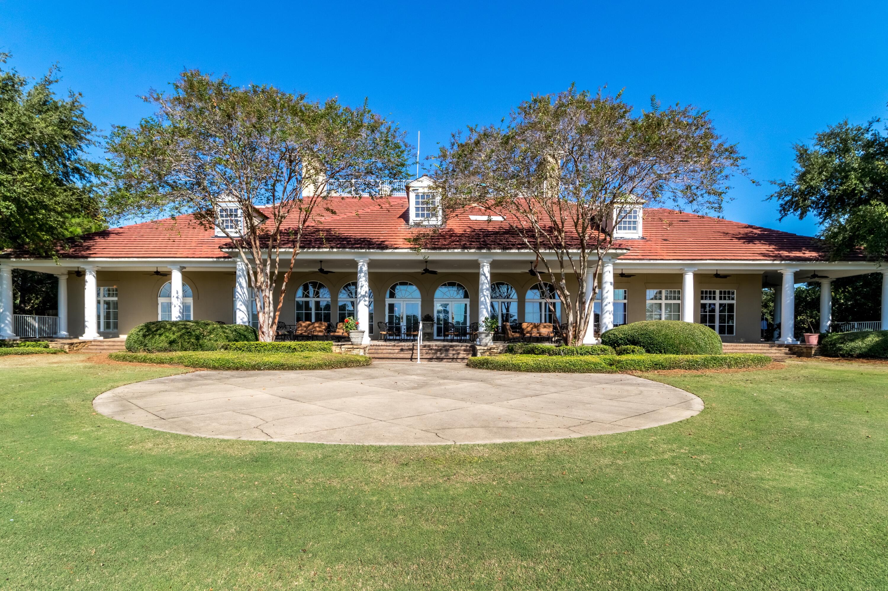 ONE WATER PLACE AT KELLY PLANTATION - Residential