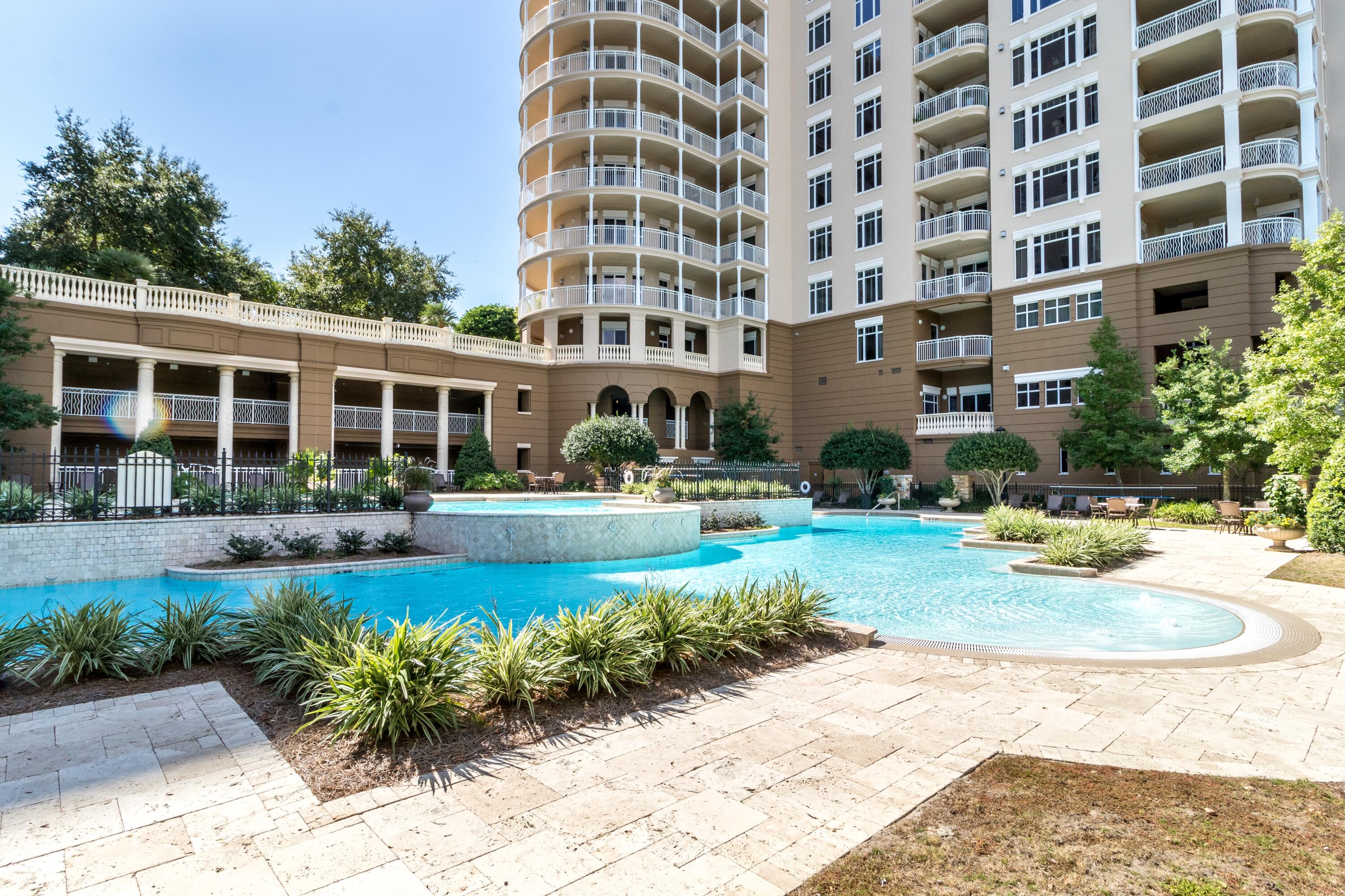 ONE WATER PLACE AT KELLY PLANTATION - Residential