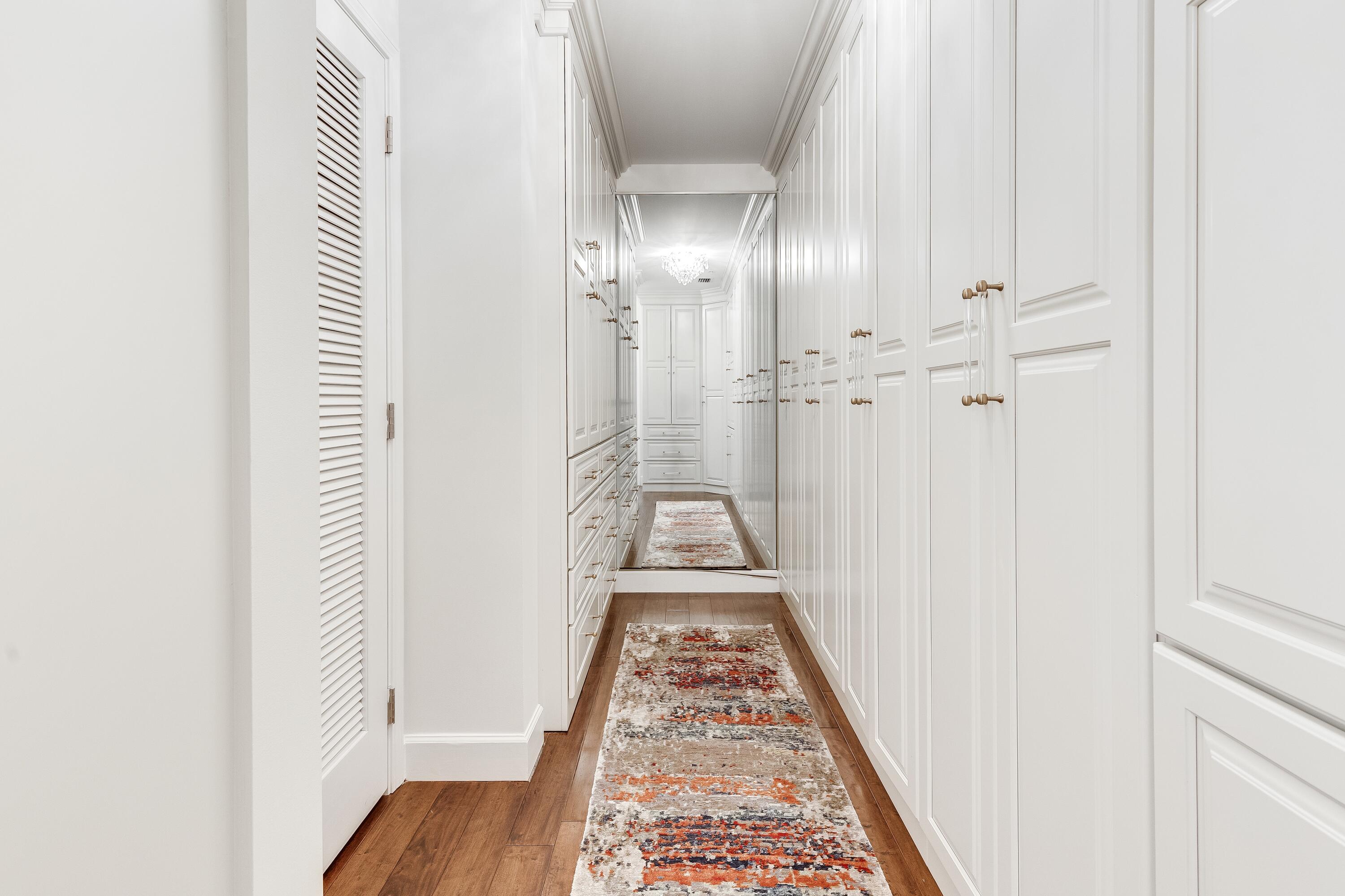 ONE WATER PLACE AT KELLY PLANTATION - Residential