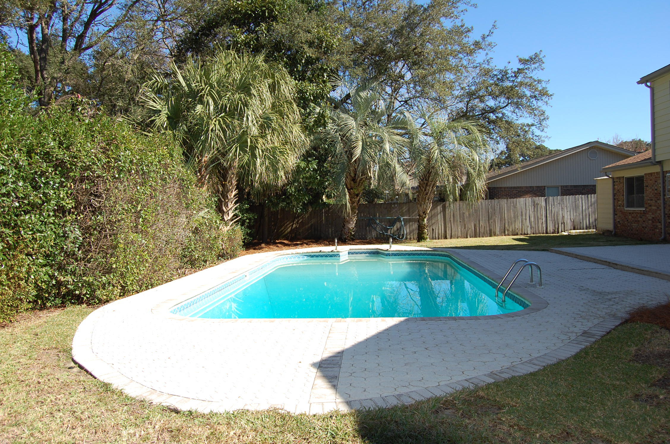 LAKE LORRAINE ESTATES 2 - Residential