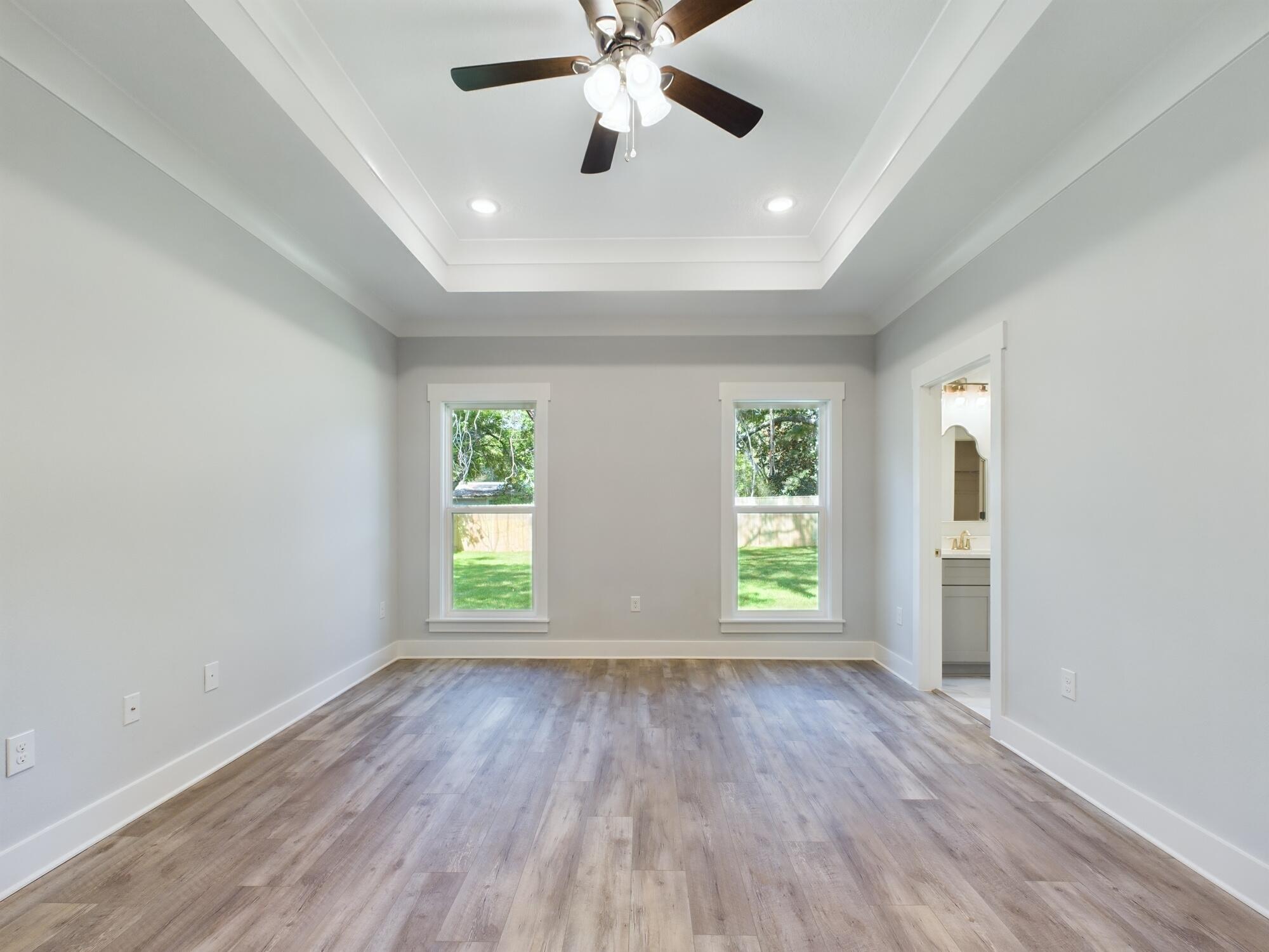 VALPARAISO PINECREST 6 - Residential