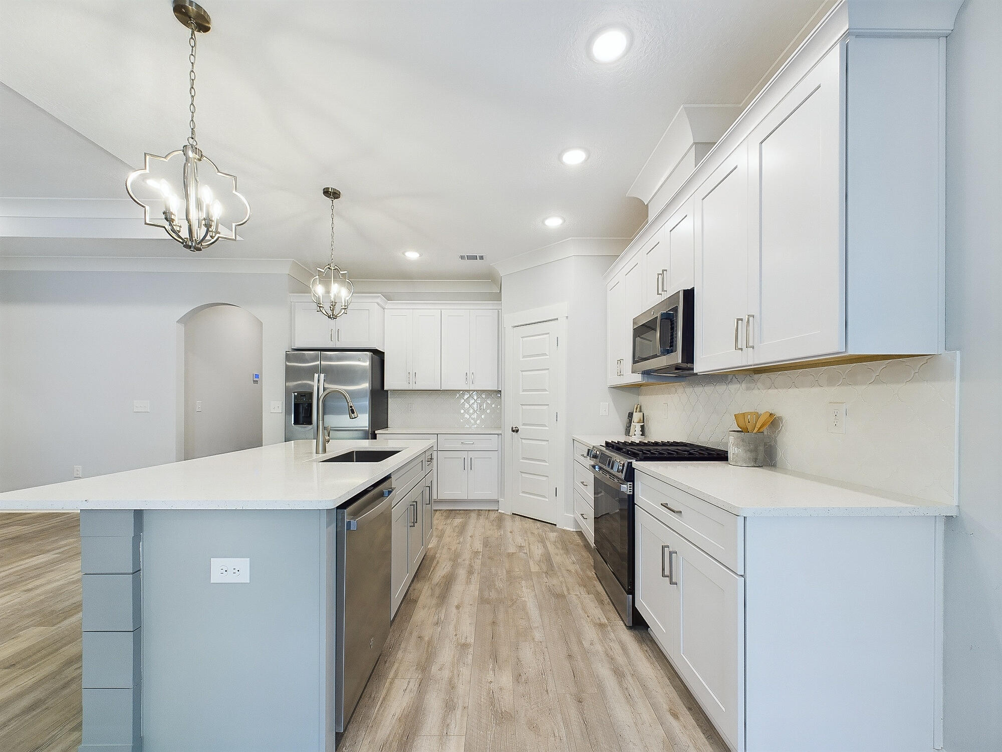 VALPARAISO PINECREST 6 - Residential