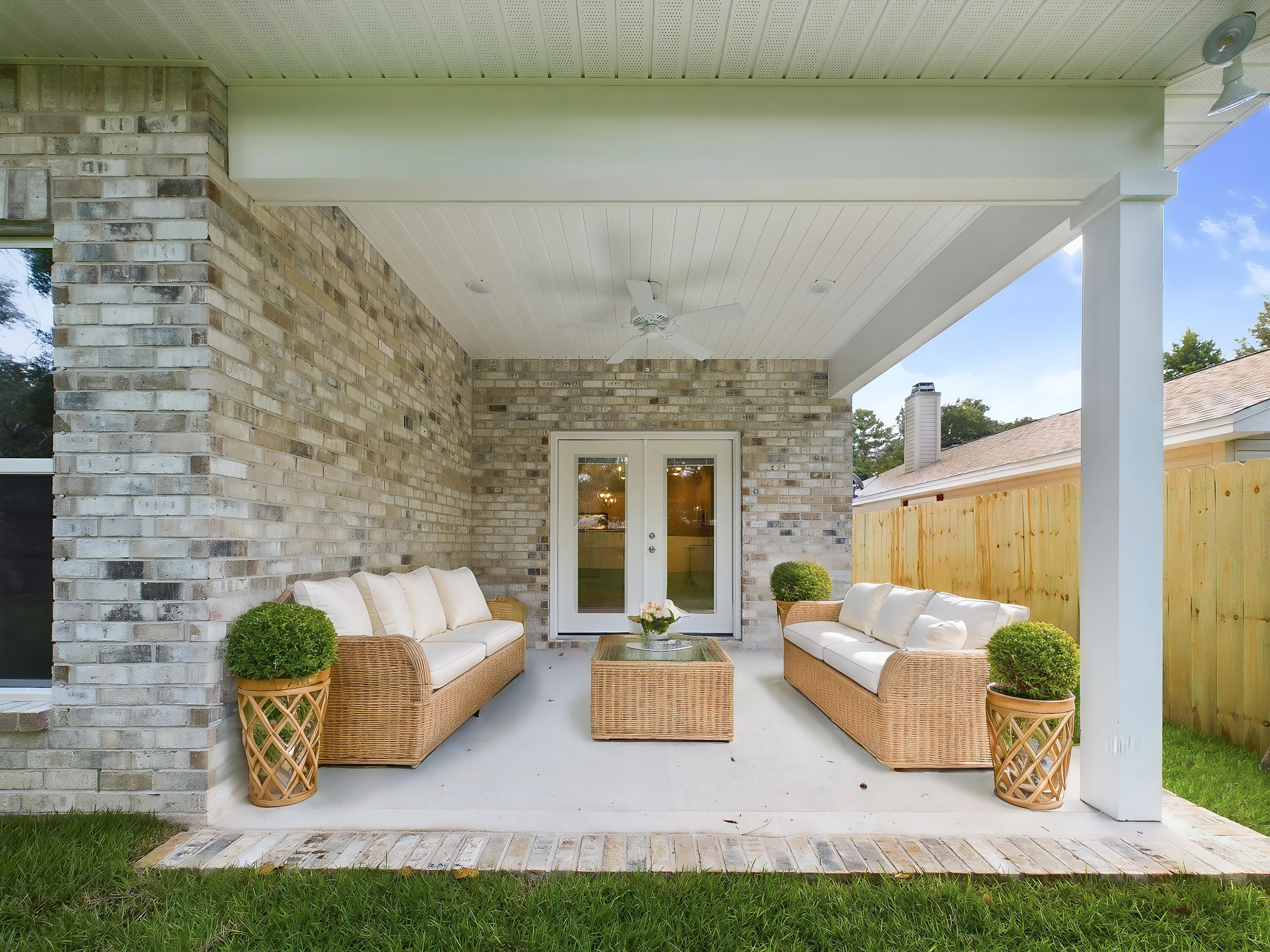 VALPARAISO PINECREST 6 - Residential