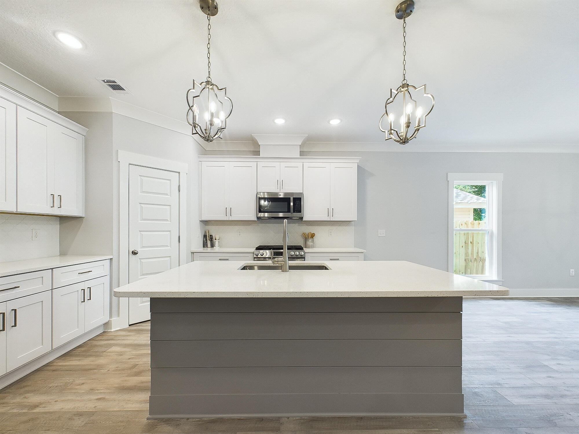 VALPARAISO PINECREST 6 - Residential