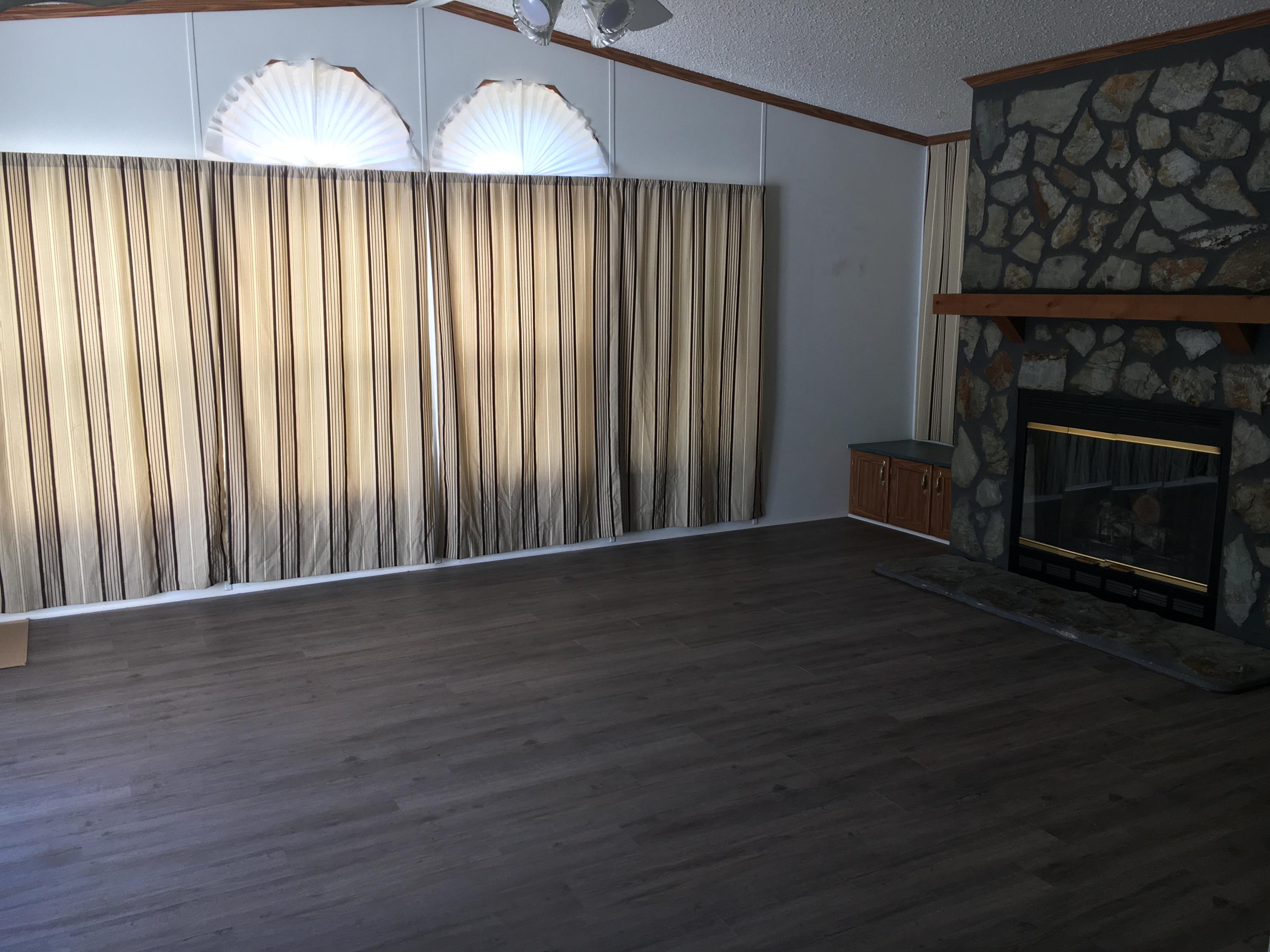 TOWN OF SANTA ROSA - Residential Lease