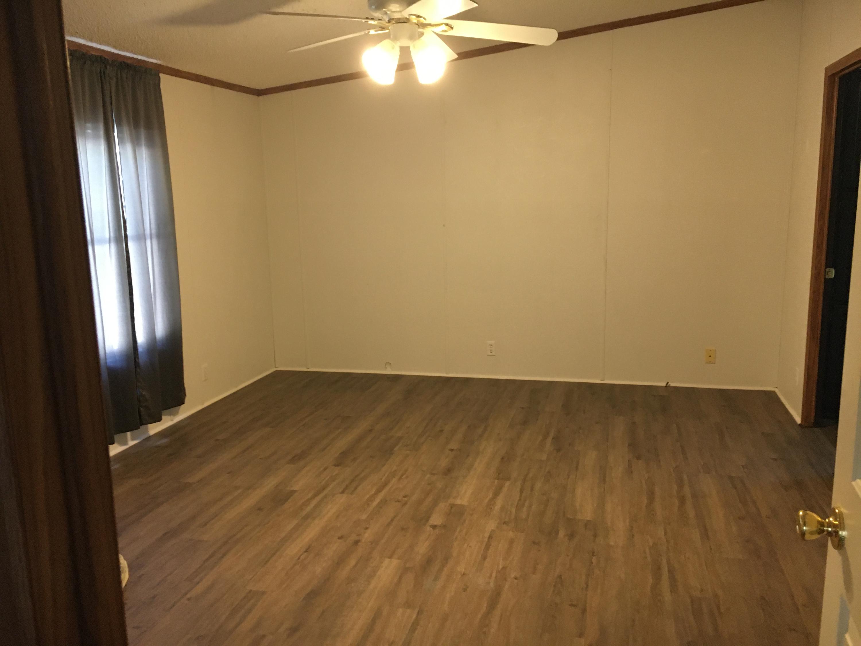 TOWN OF SANTA ROSA - Residential Lease