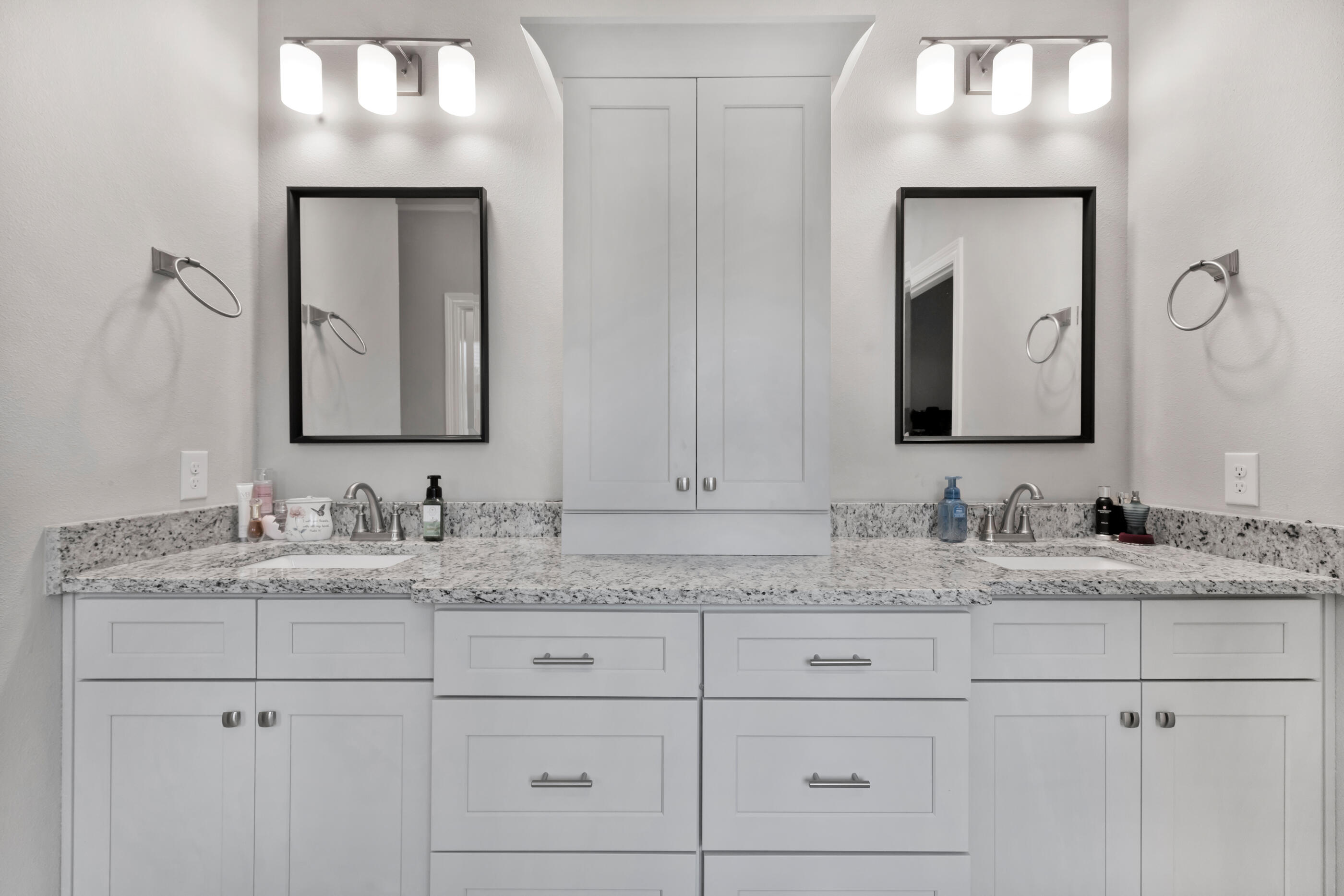 NAVARRE S/D 2ND ADDN - Residential