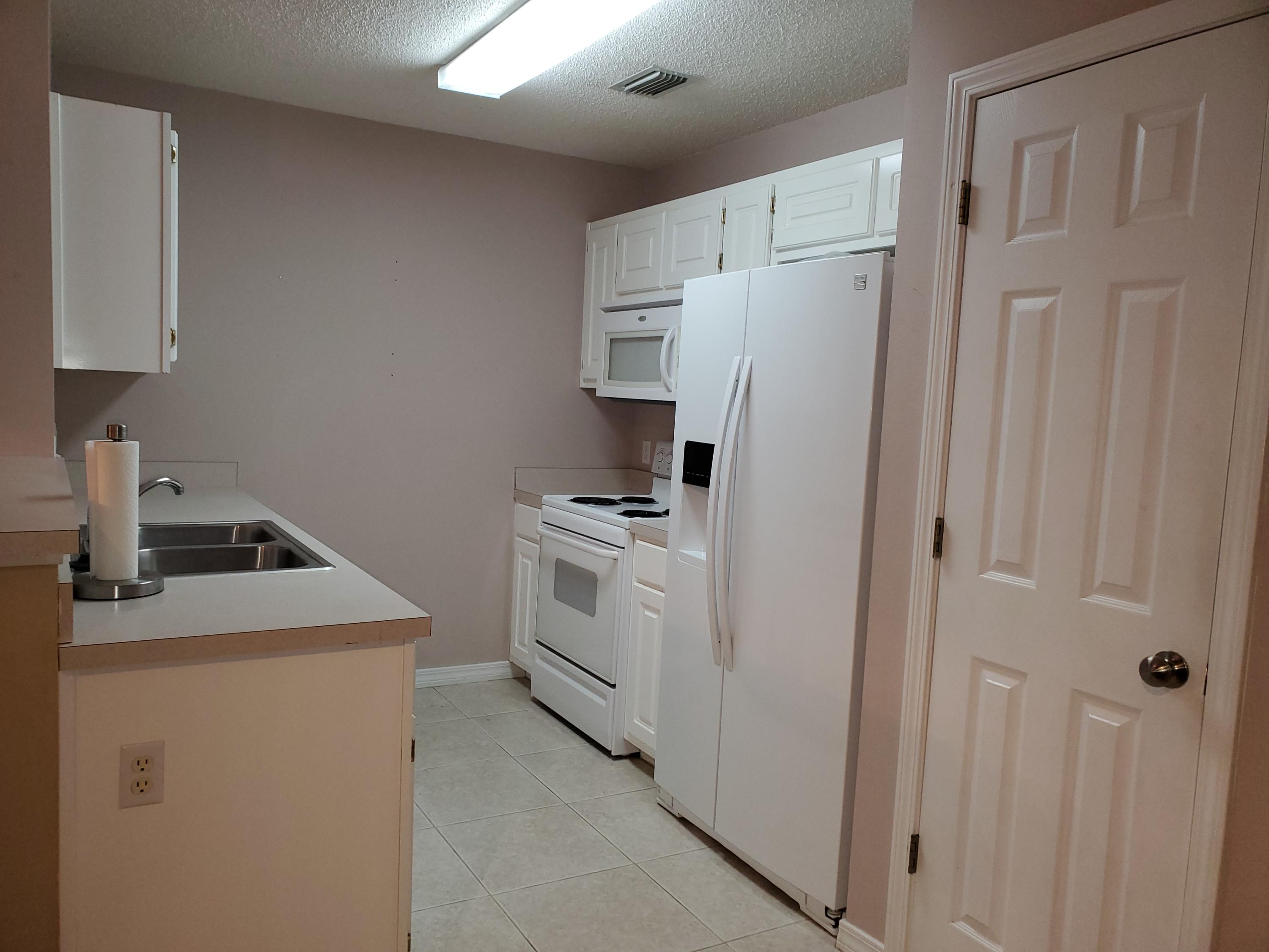 ADASHAN GARDYNS - Residential