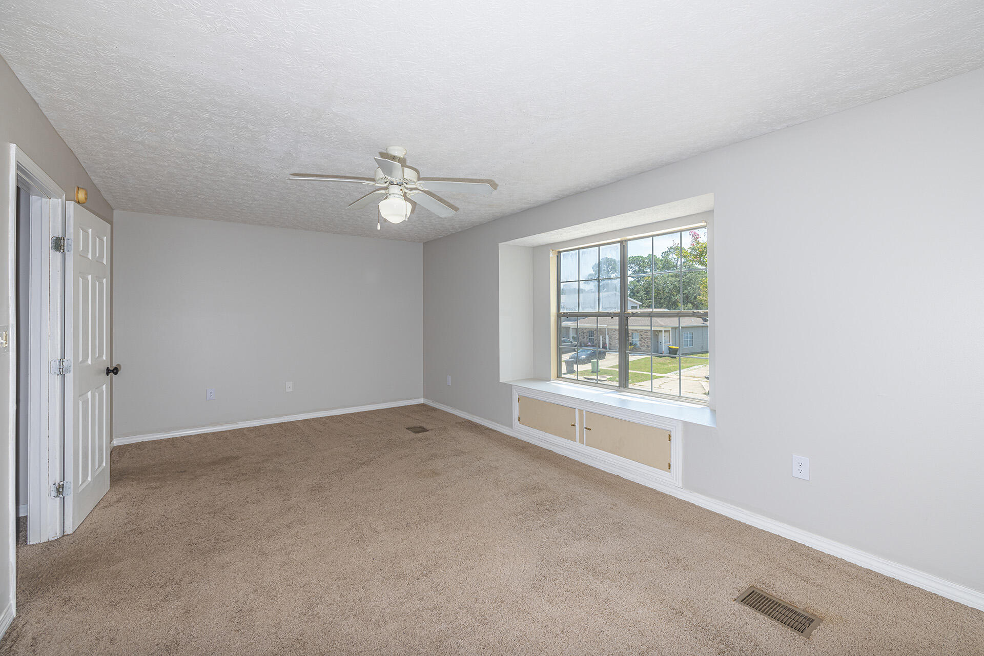 CHATELAINE ESTATES S/D PH 2 - Residential