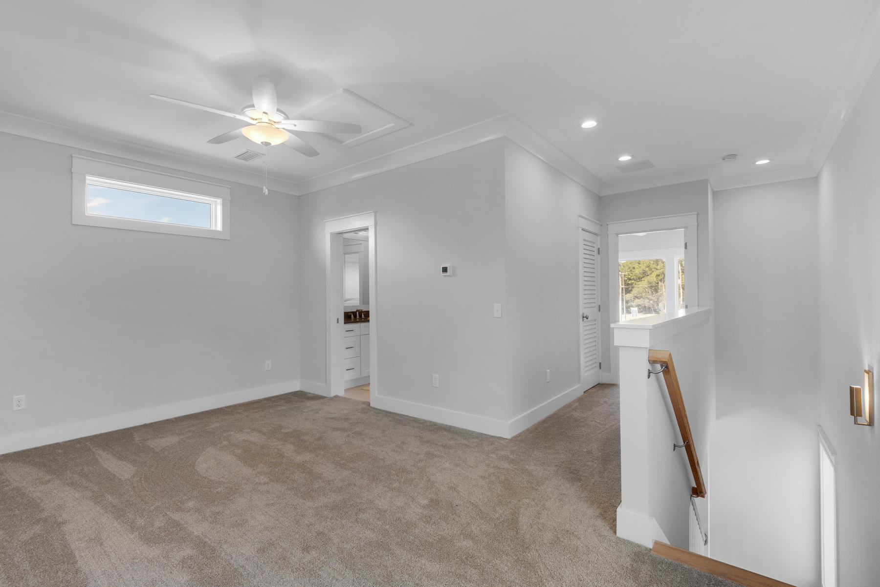 SOUNDSIDE EAST - Residential