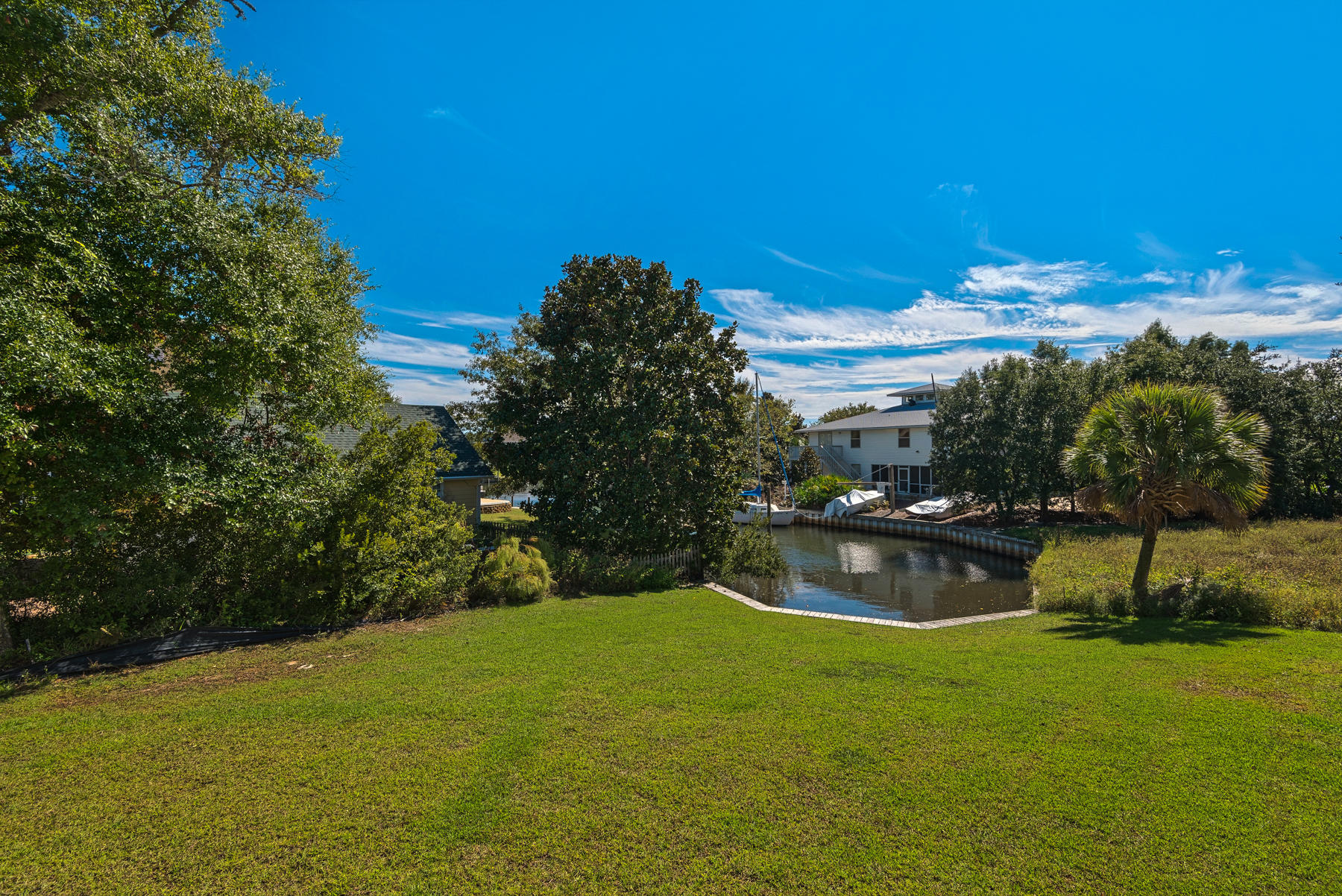 SOUNDSIDE EAST - Residential