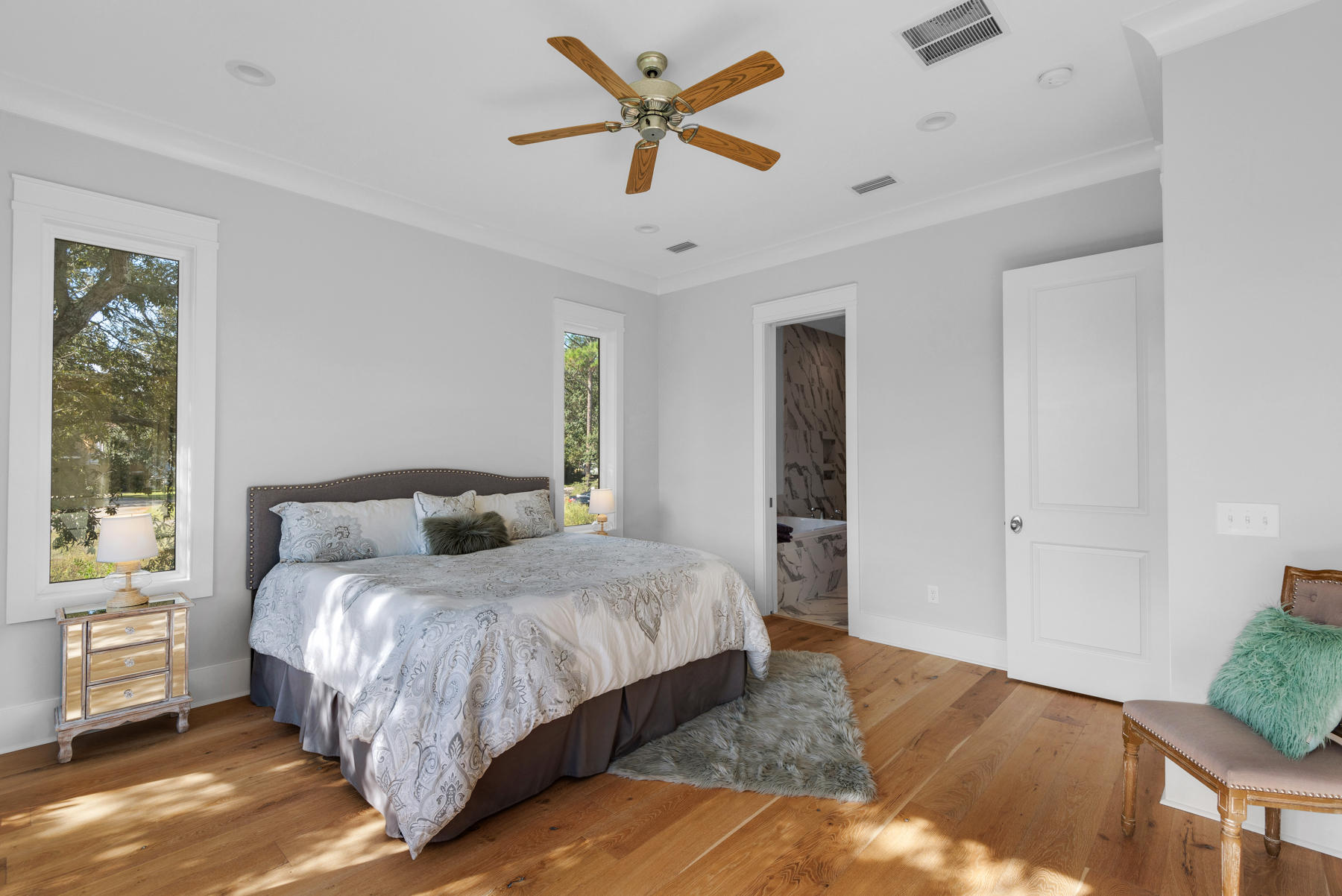 SOUNDSIDE EAST - Residential