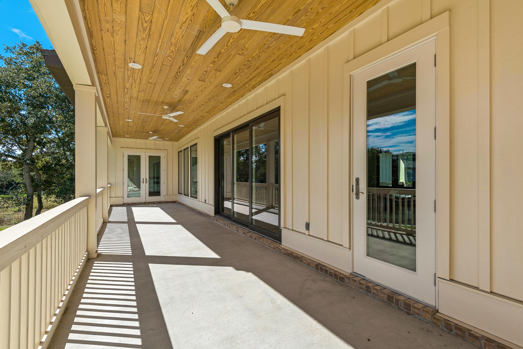 SOUNDSIDE EAST - Residential