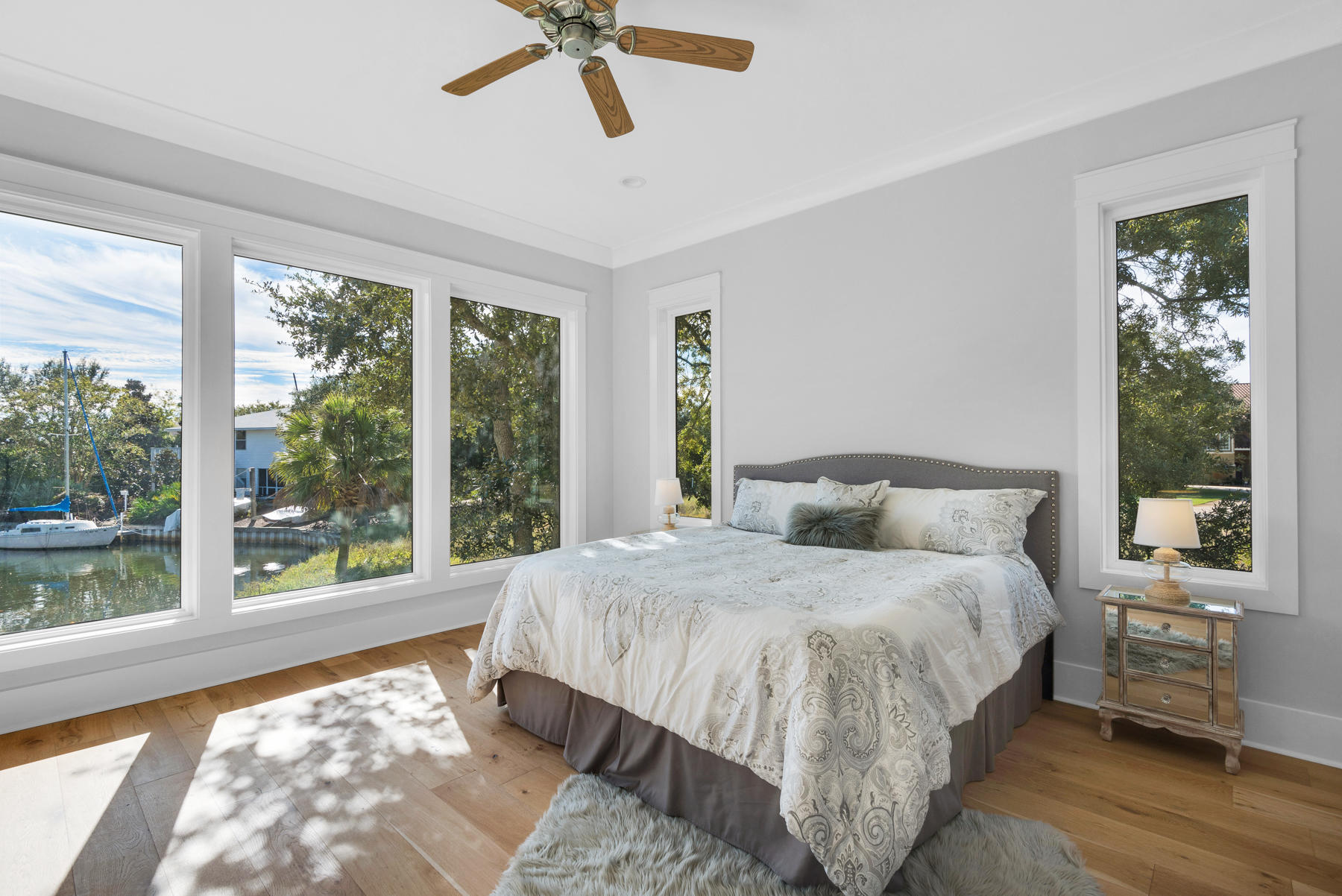 SOUNDSIDE EAST - Residential