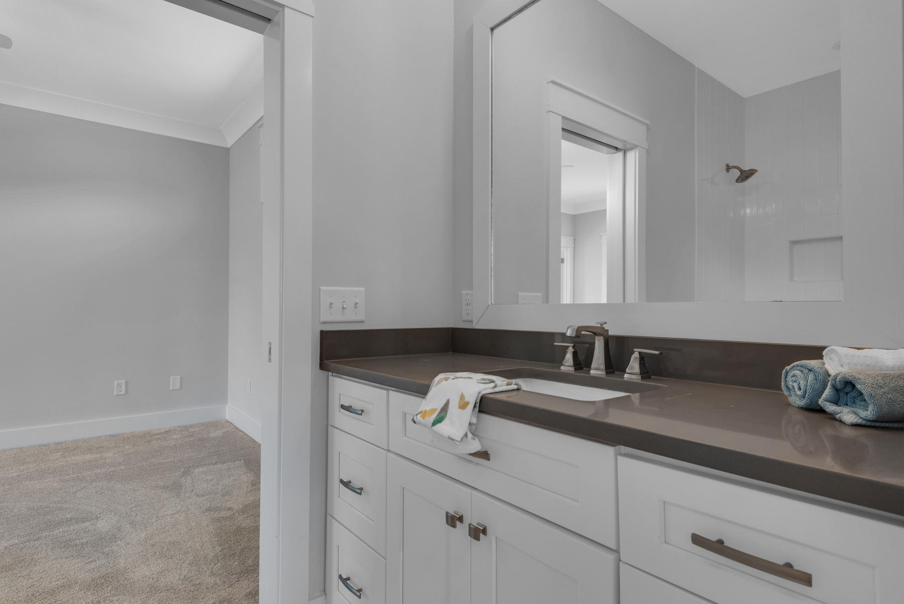 SOUNDSIDE EAST - Residential