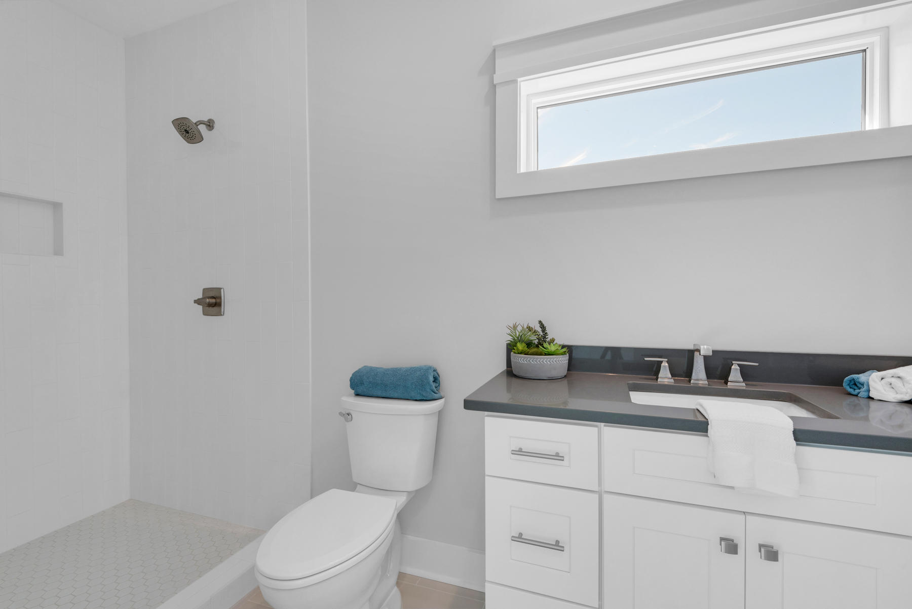 SOUNDSIDE EAST - Residential