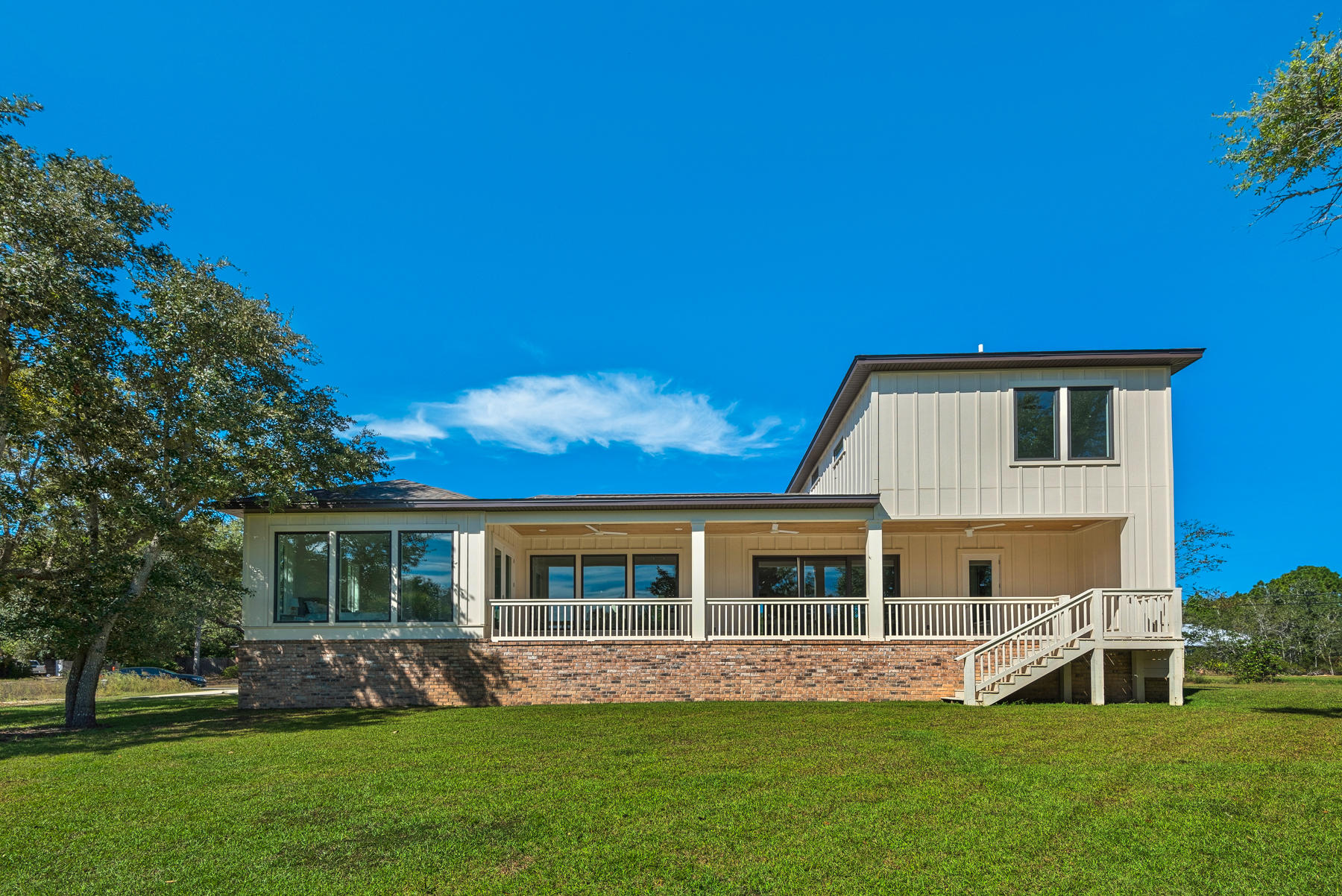 SOUNDSIDE EAST - Residential