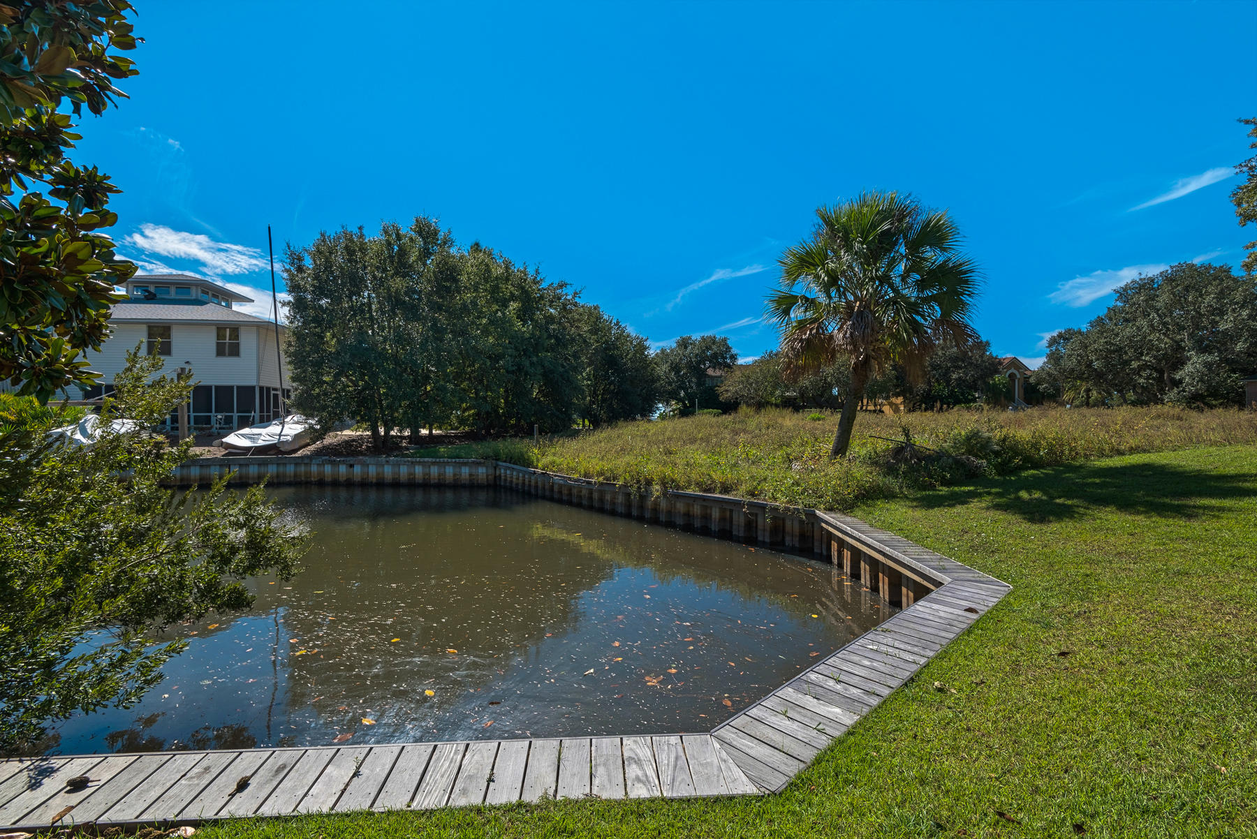 SOUNDSIDE EAST - Residential