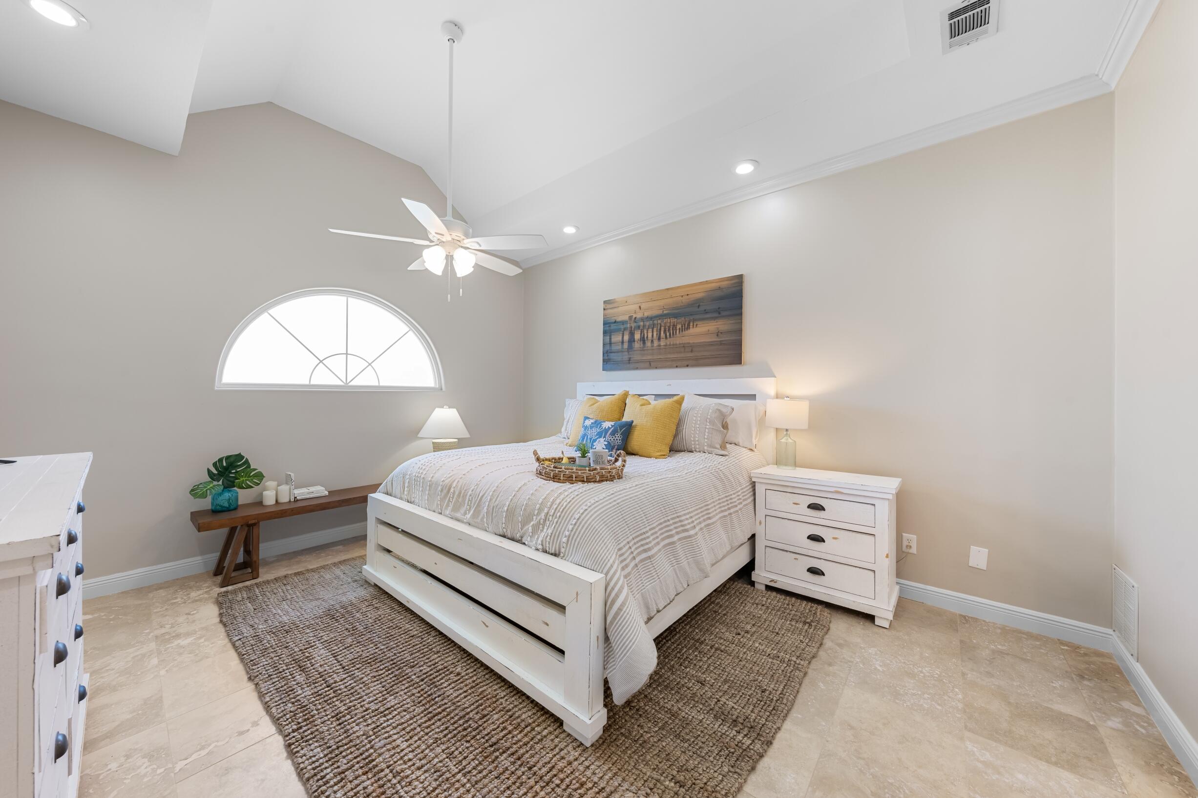 GULF VISTA - Residential