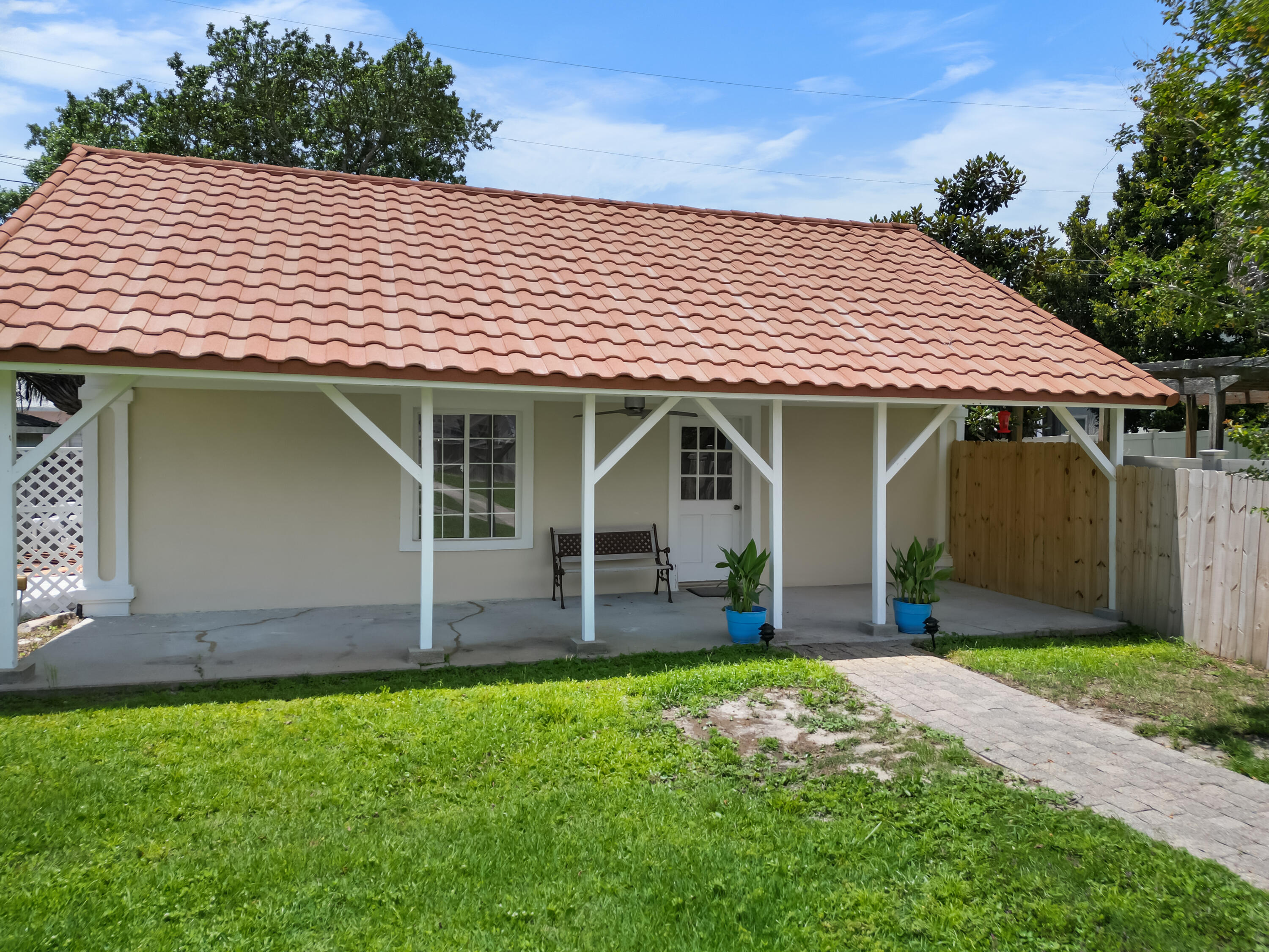 GULF VISTA - Residential