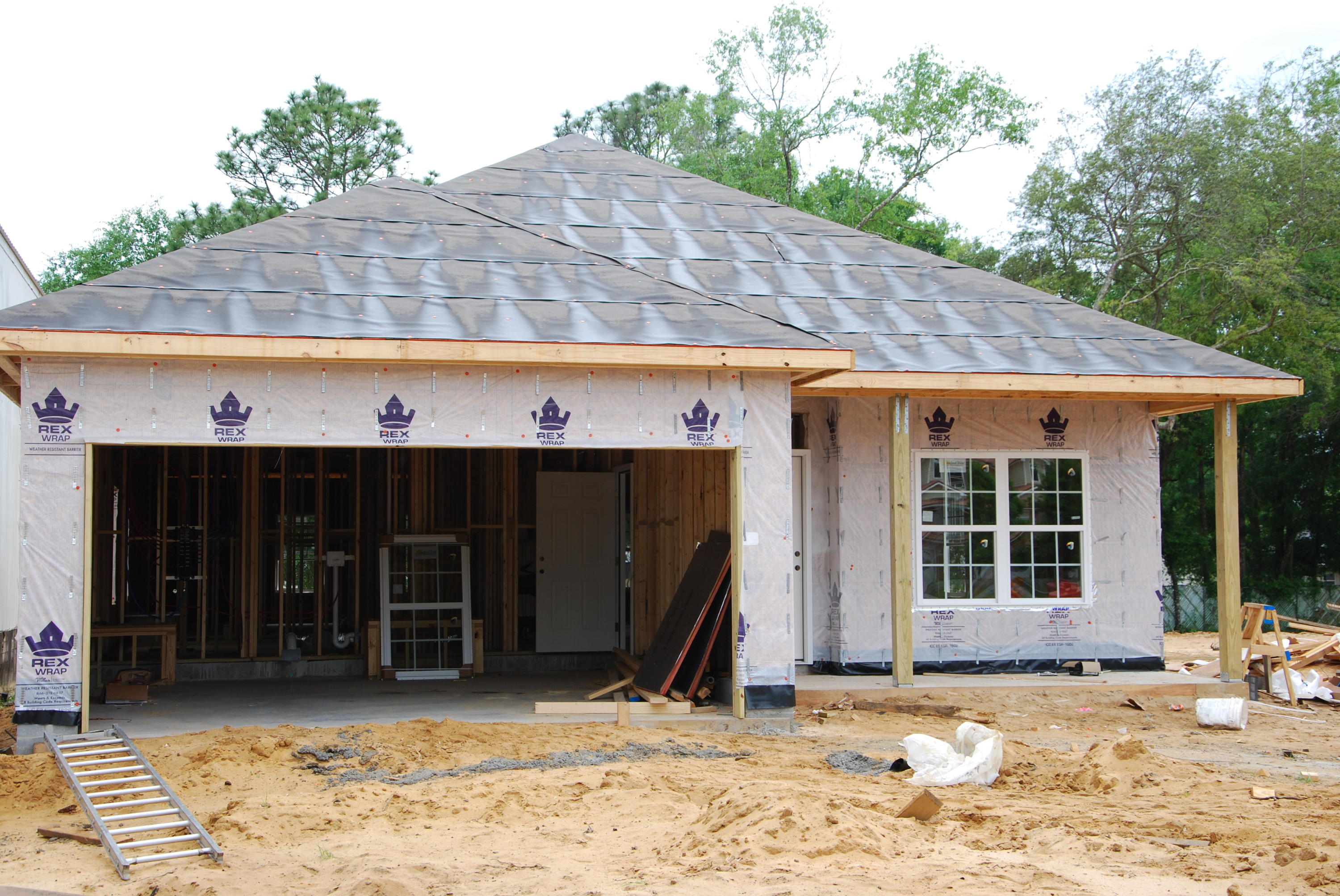 VALPARAISO PLAT #16 LOT 4 BLK 10 - Residential