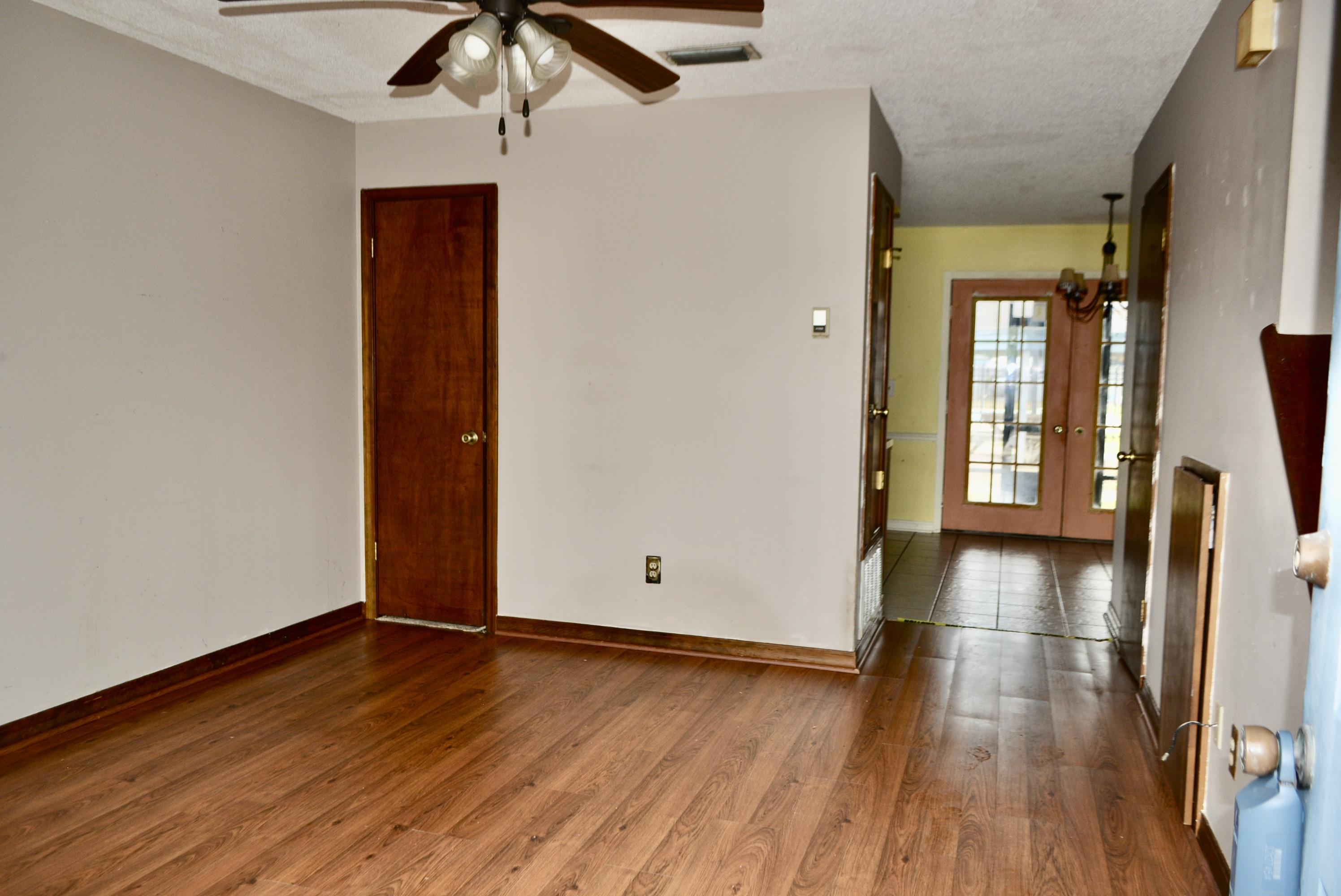 BROWNSVILLE STATION 3 - Residential