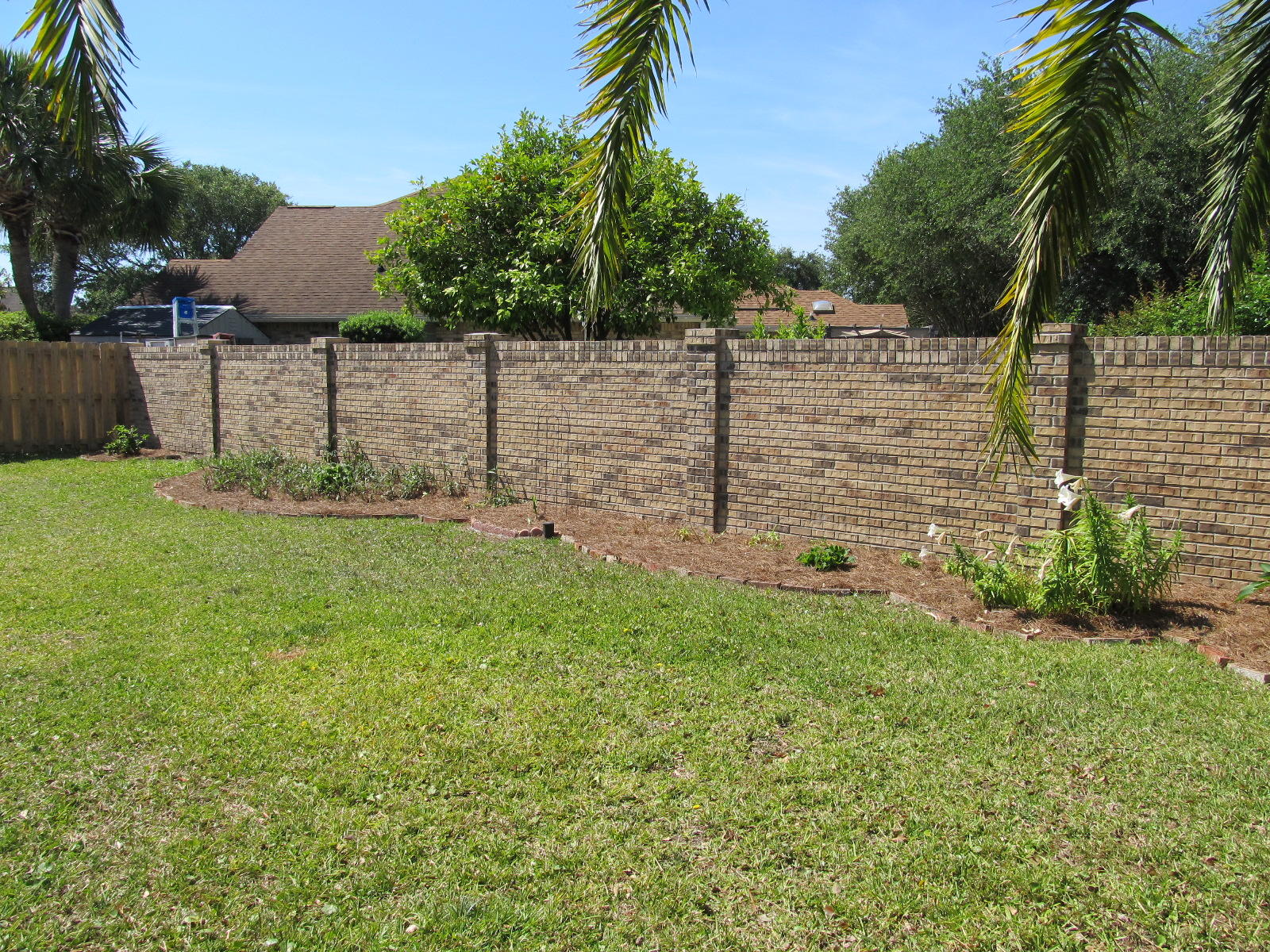 EMERALD BREEZE ESTATES - Residential