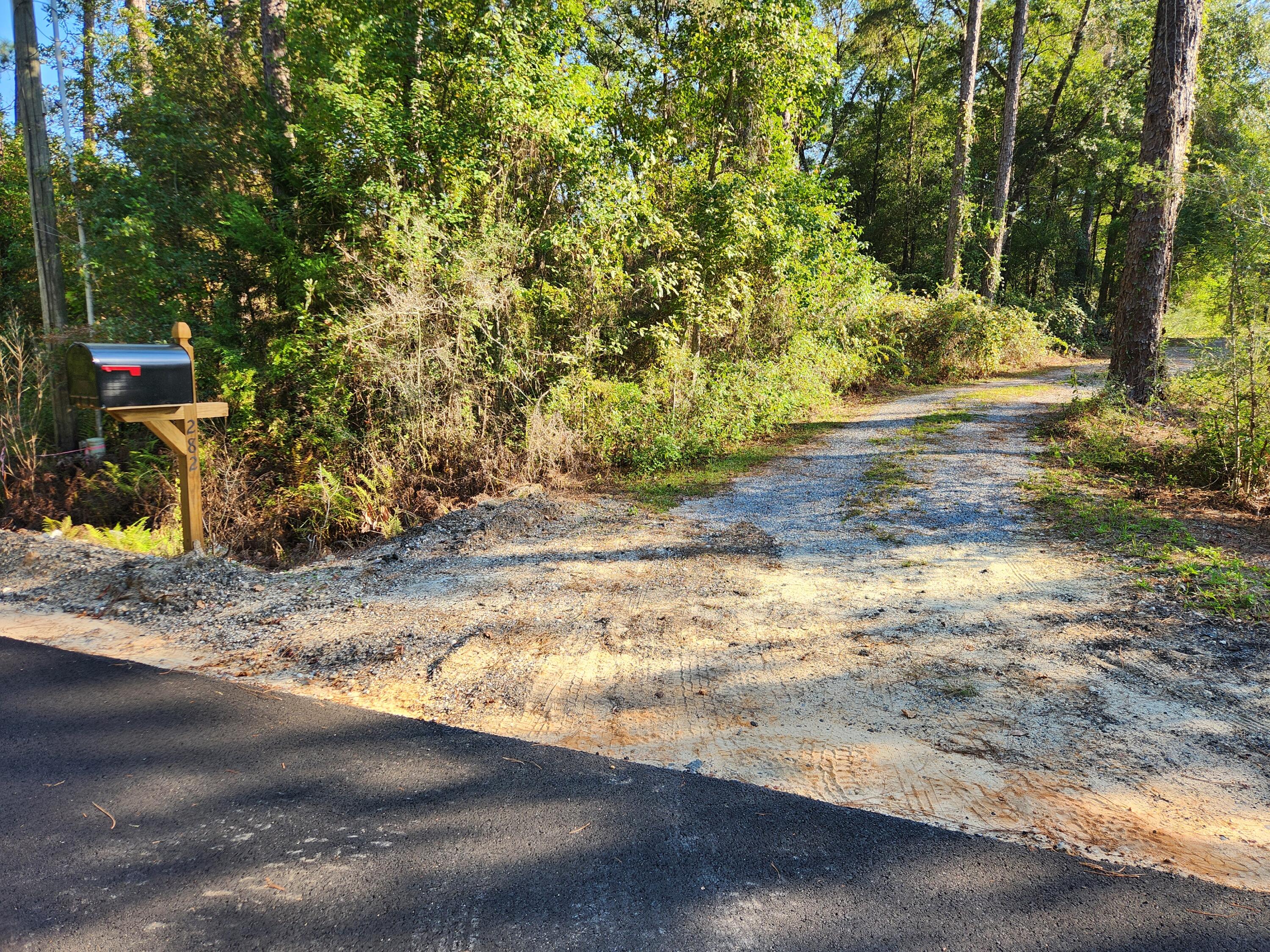 DEER RUN ACRES UNREC - Residential