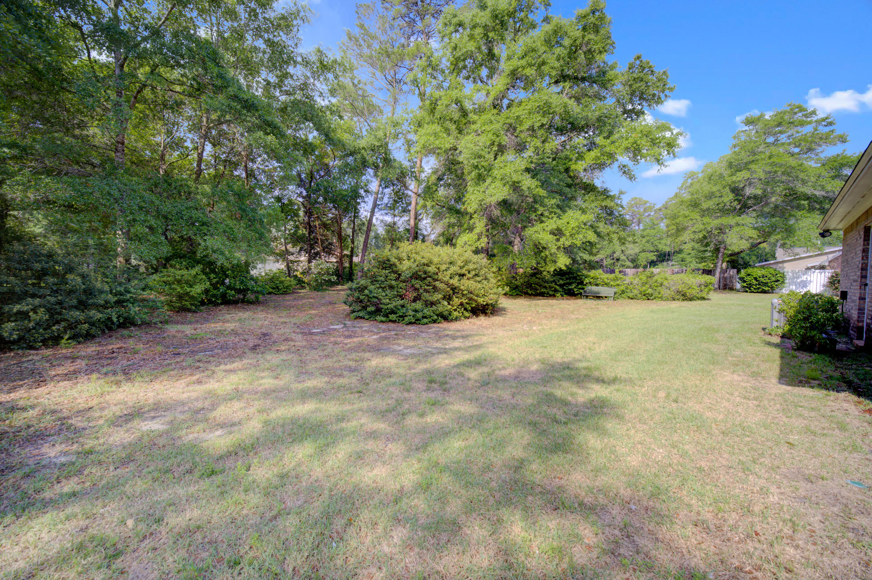 ROCKY BAYOU COUNTRY CLUB ESTATES 3 - Residential