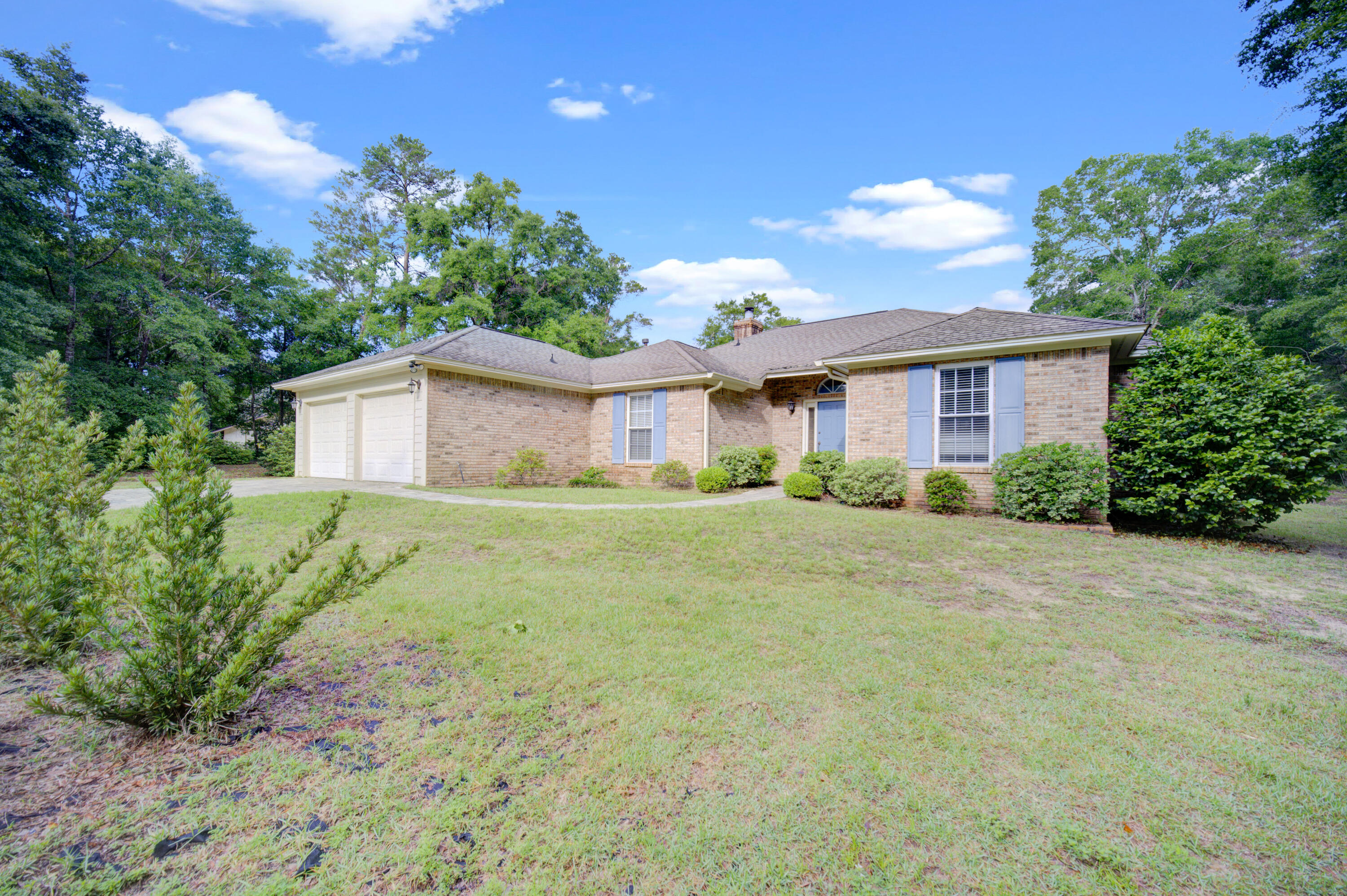 ROCKY BAYOU COUNTRY CLUB ESTATES 3 - Residential