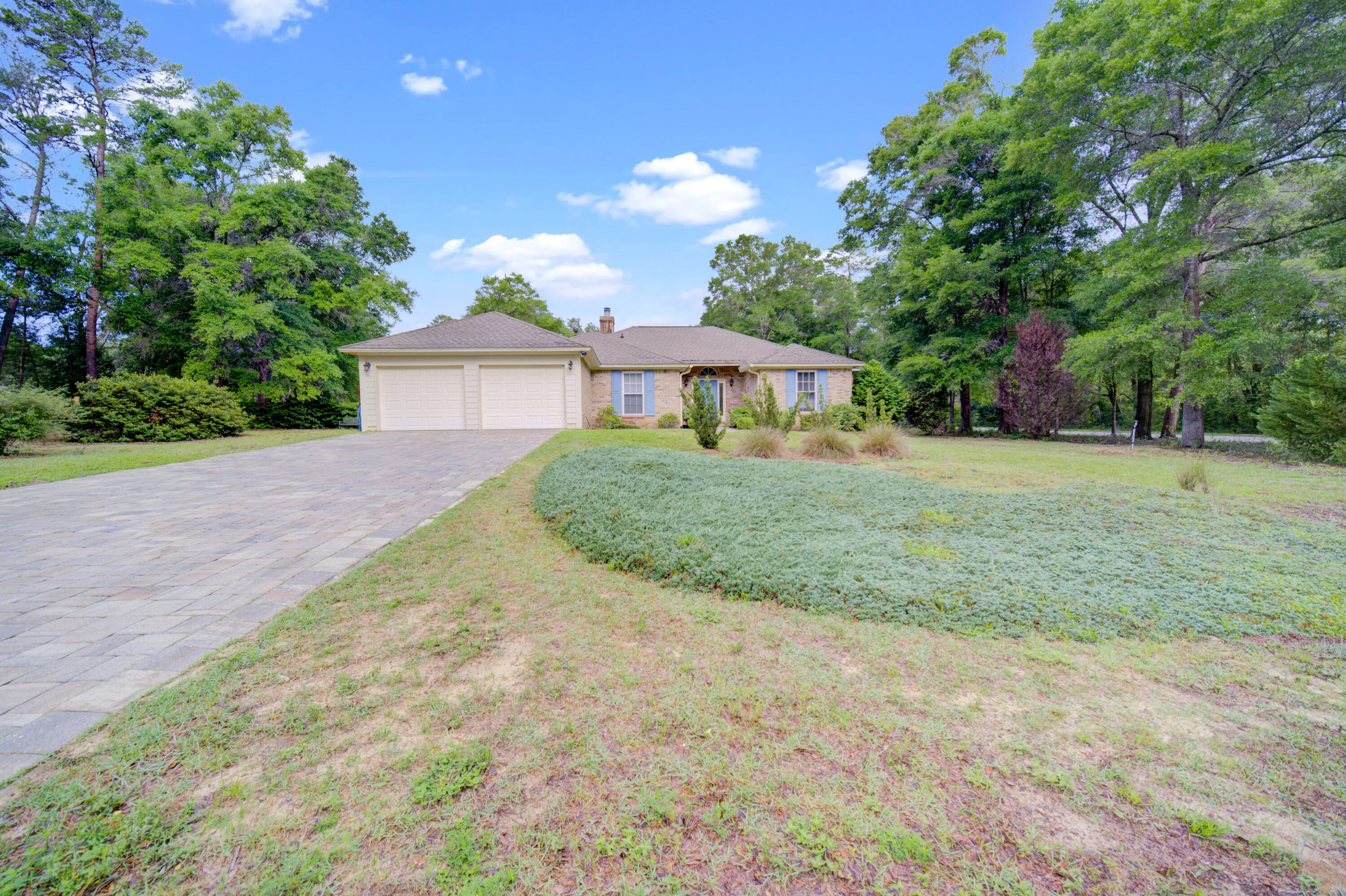 ROCKY BAYOU COUNTRY CLUB ESTATES 3 - Residential