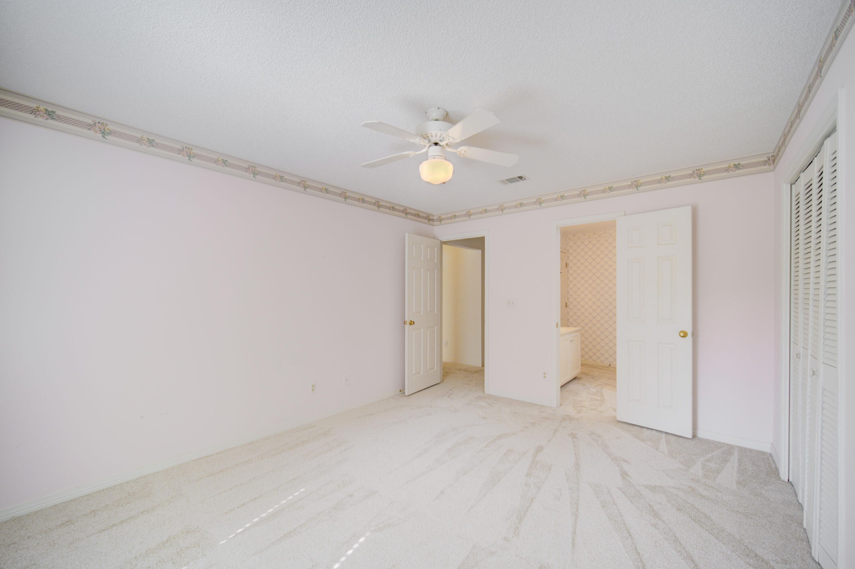 ROCKY BAYOU COUNTRY CLUB ESTATES 3 - Residential