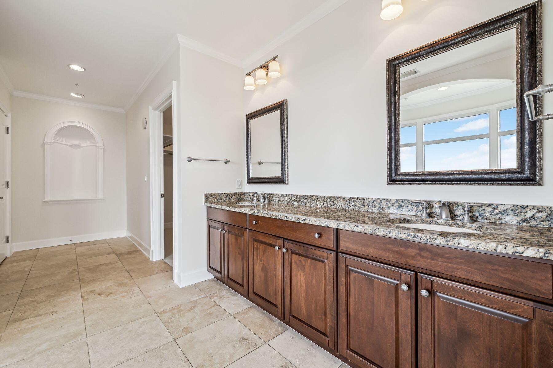 ONE WATER PLACE AT KELLY PLANTATION - Residential