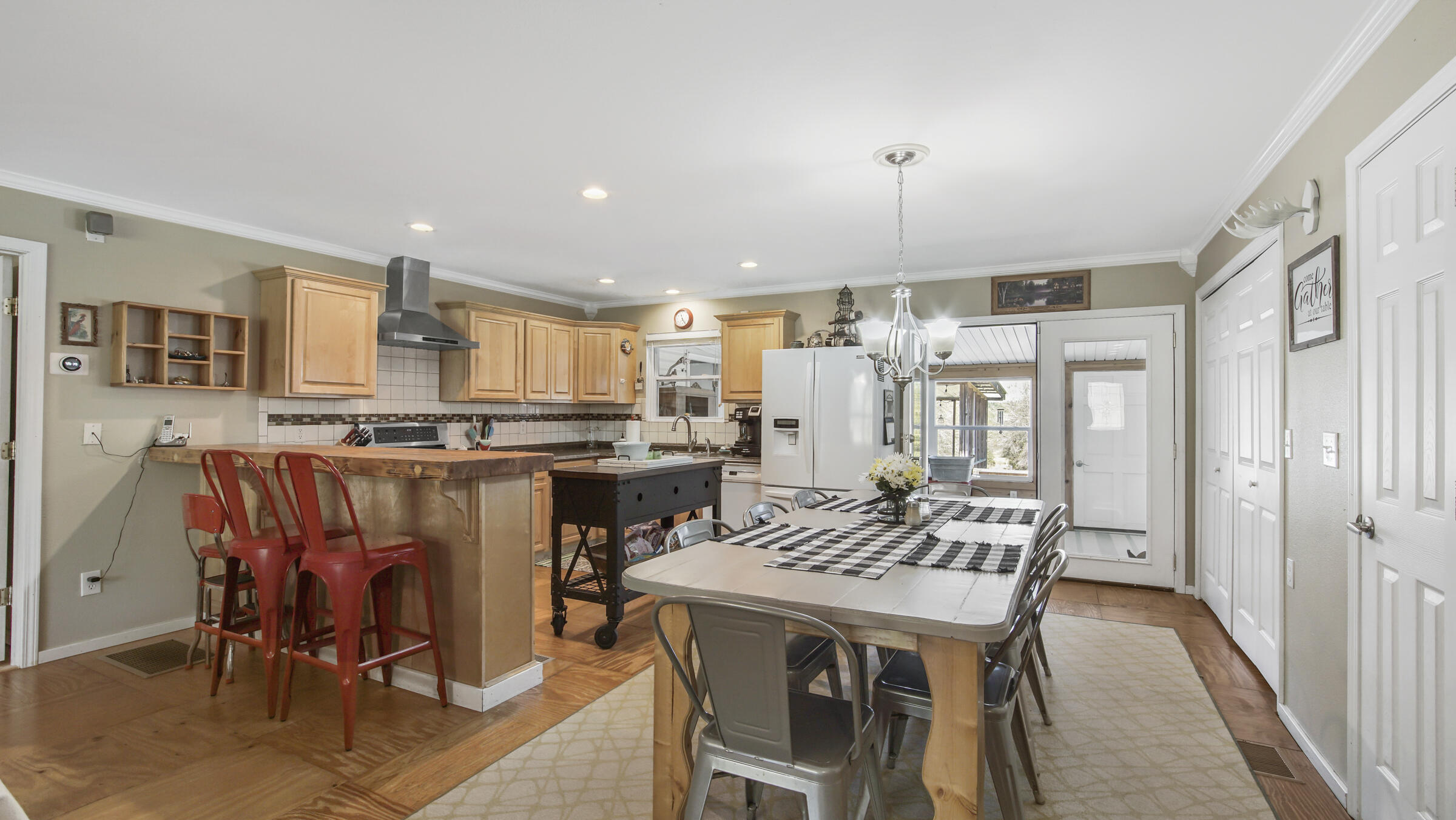 METES & BOUNDS - Residential