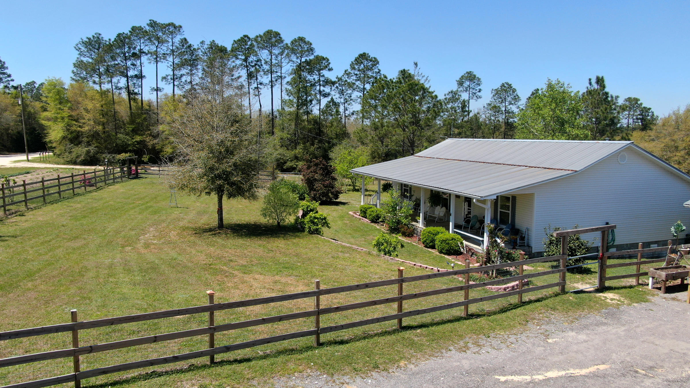 METES & BOUNDS - Residential