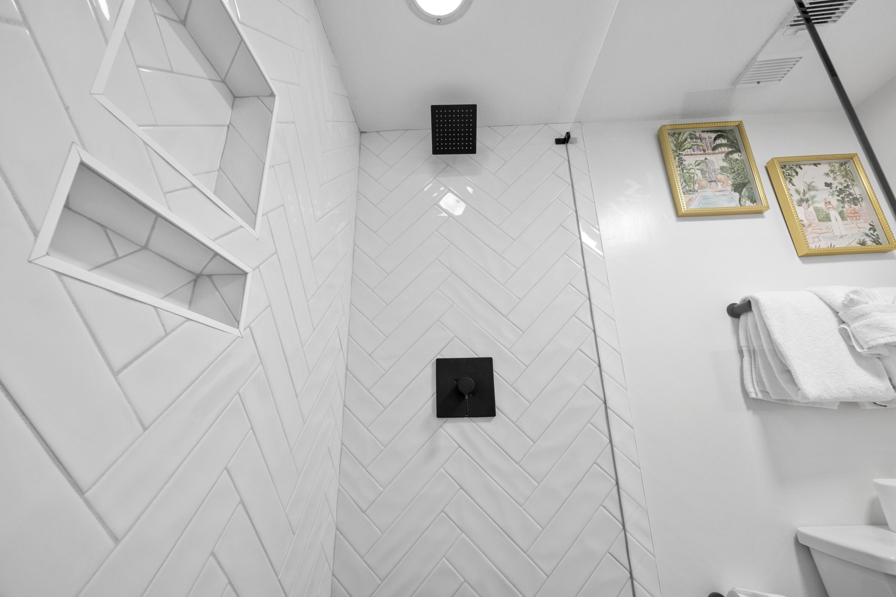 MAINSAIL CONDO PH 4 - Residential