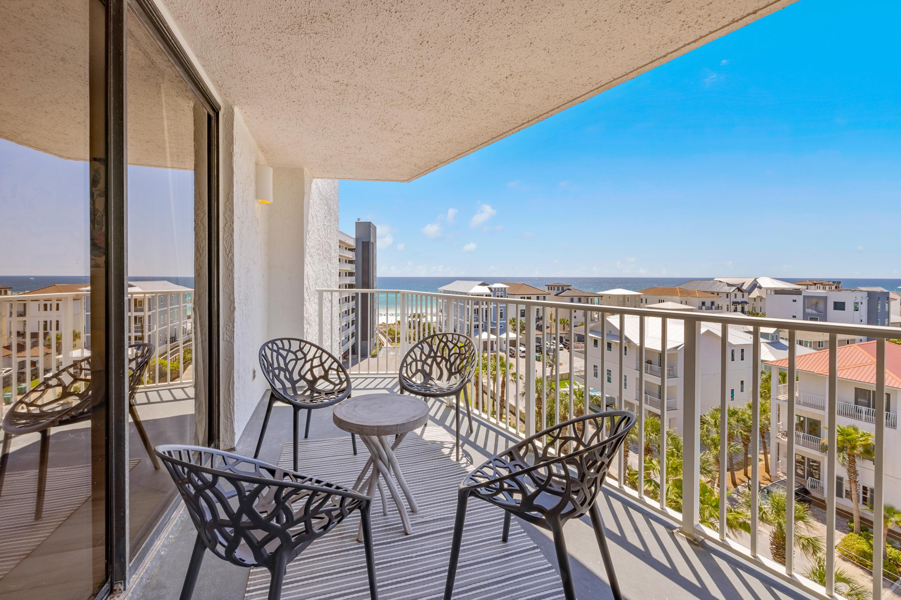 MAINSAIL CONDO PH 4 - Residential