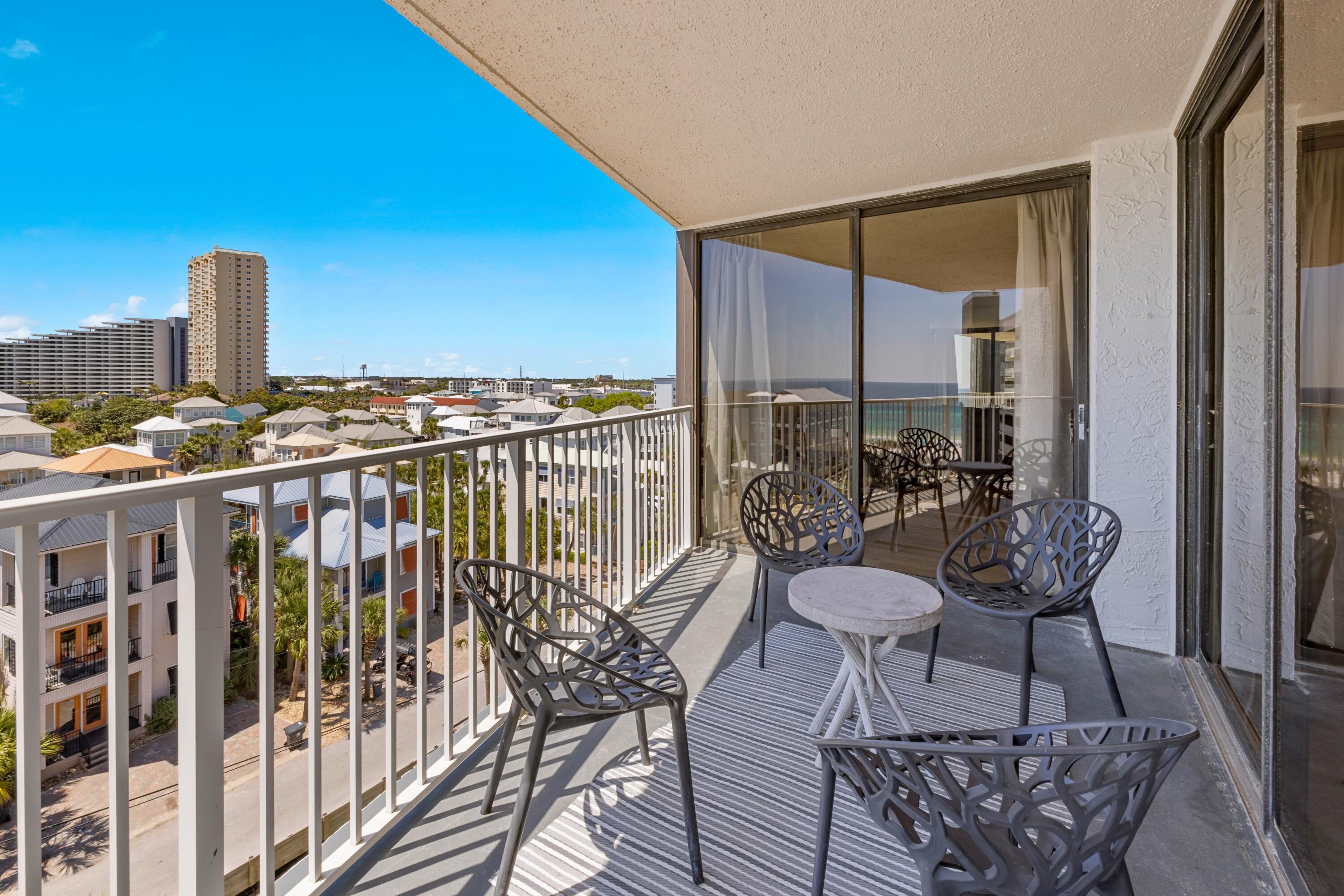 MAINSAIL CONDO PH 4 - Residential