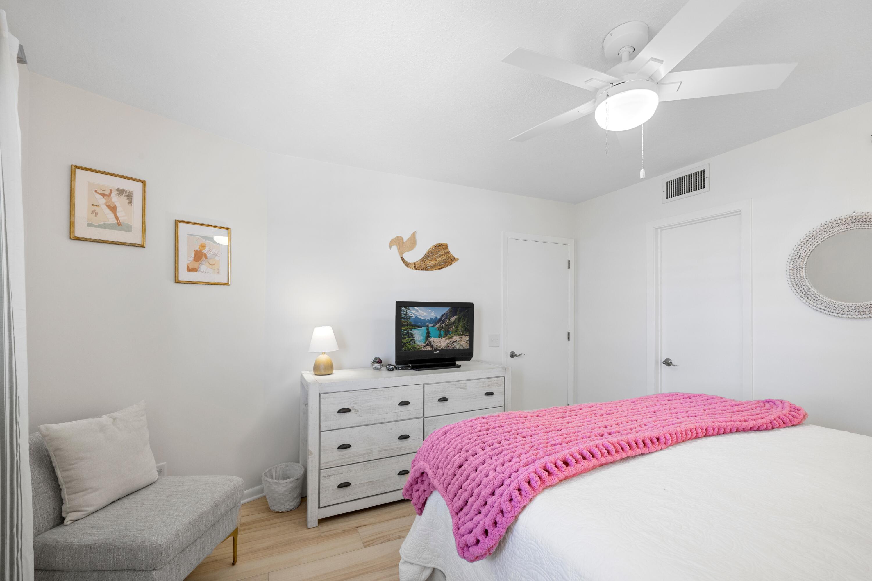 MAINSAIL CONDO PH 4 - Residential