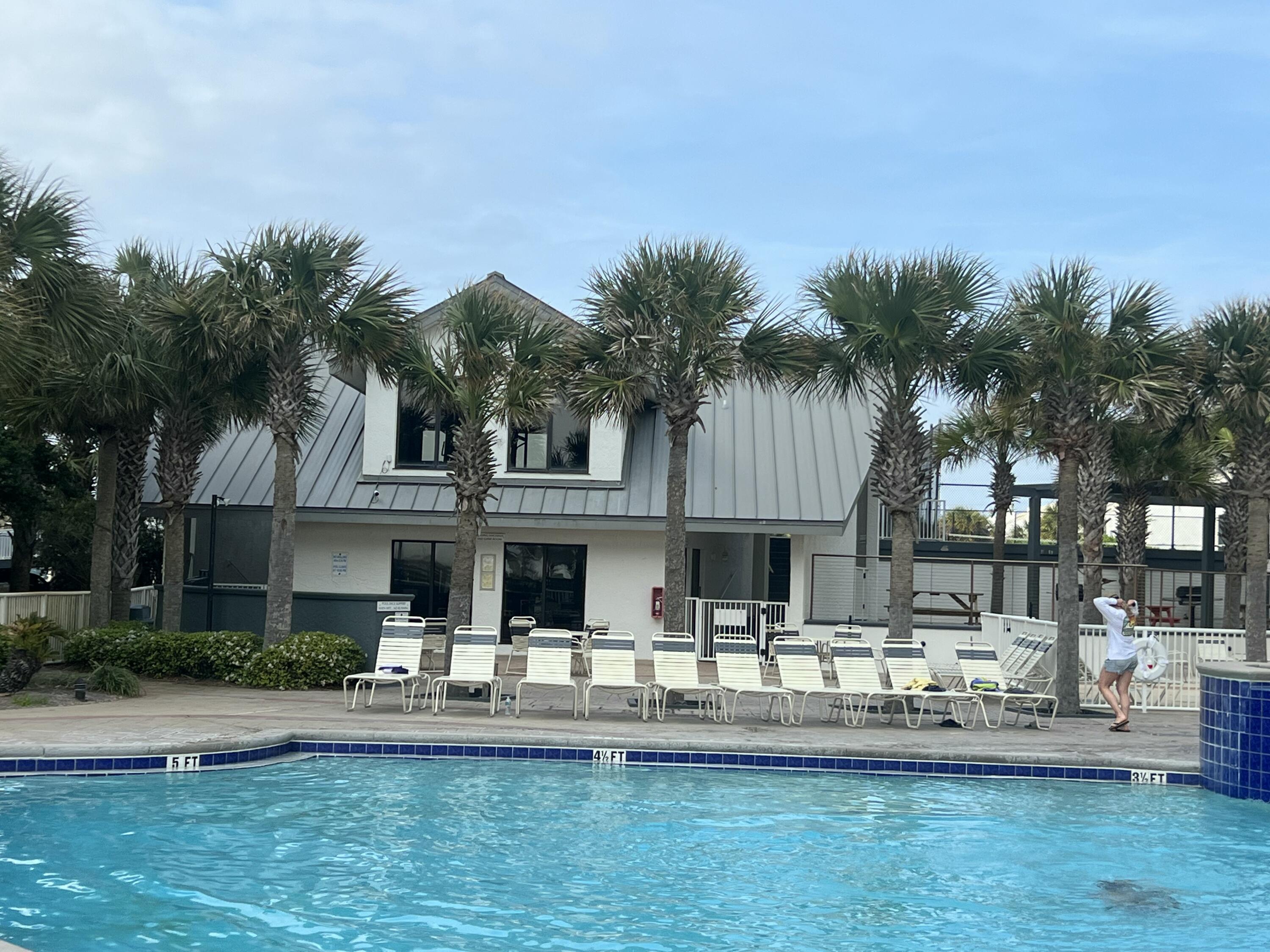 MAINSAIL CONDO PH 4 - Residential