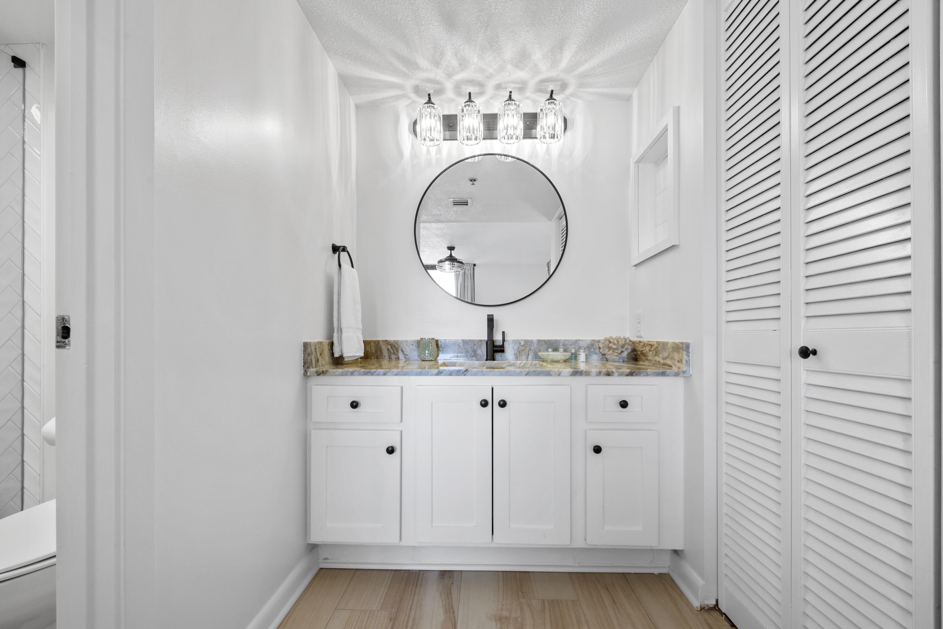 MAINSAIL CONDO PH 4 - Residential