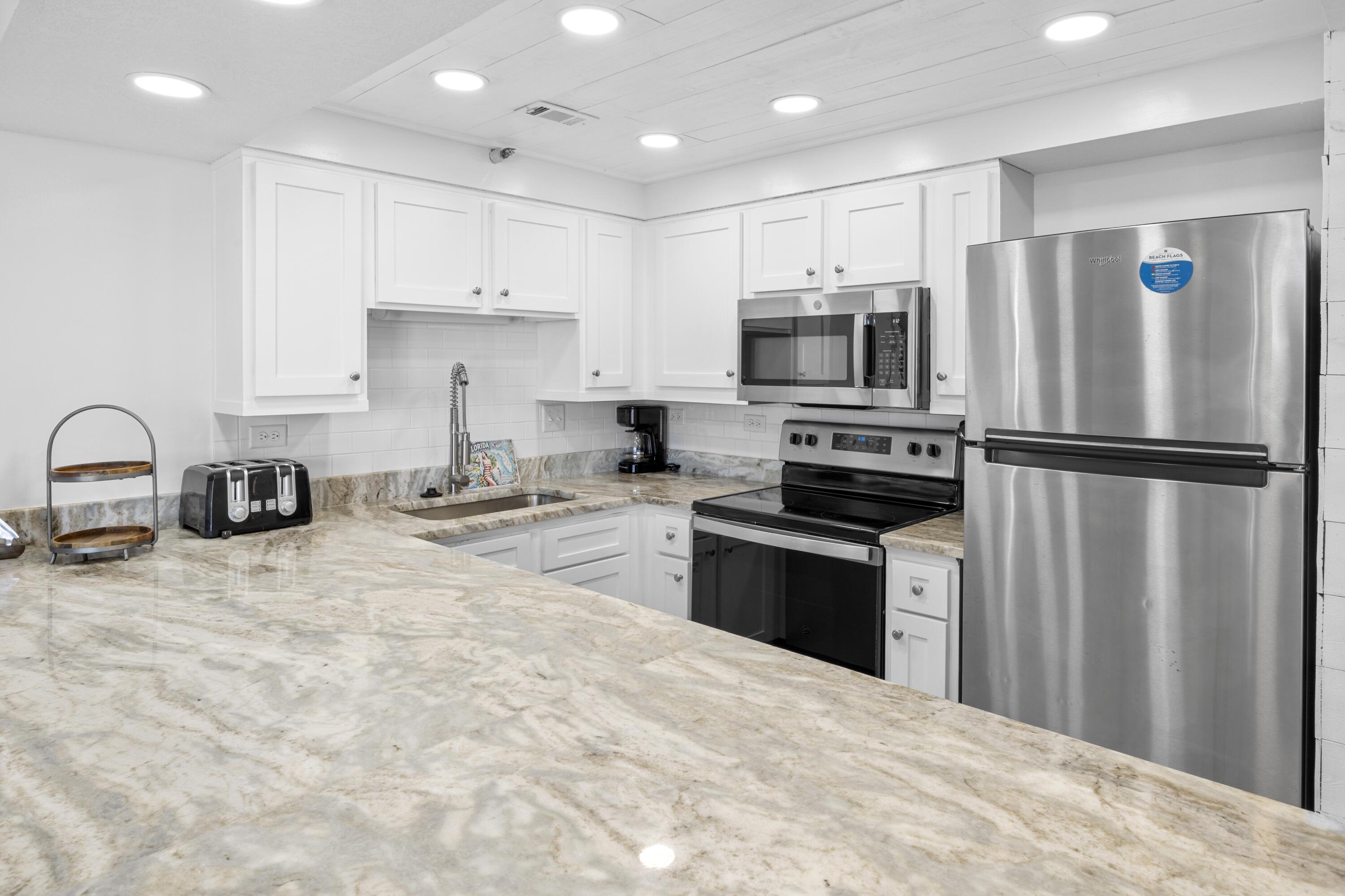 MAINSAIL CONDO PH 4 - Residential