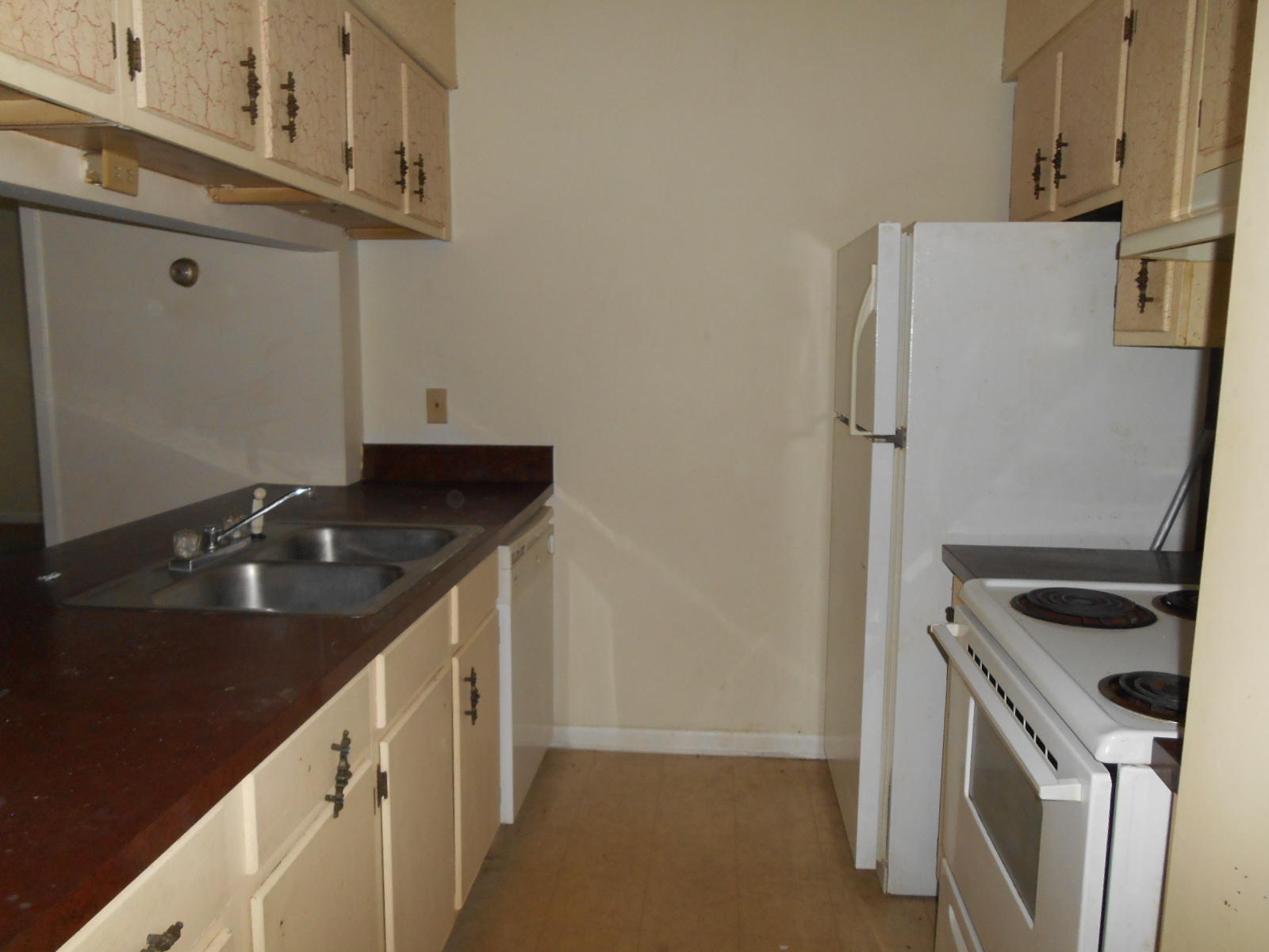 FAIR OAKS VILLAGE CONDO - Residential